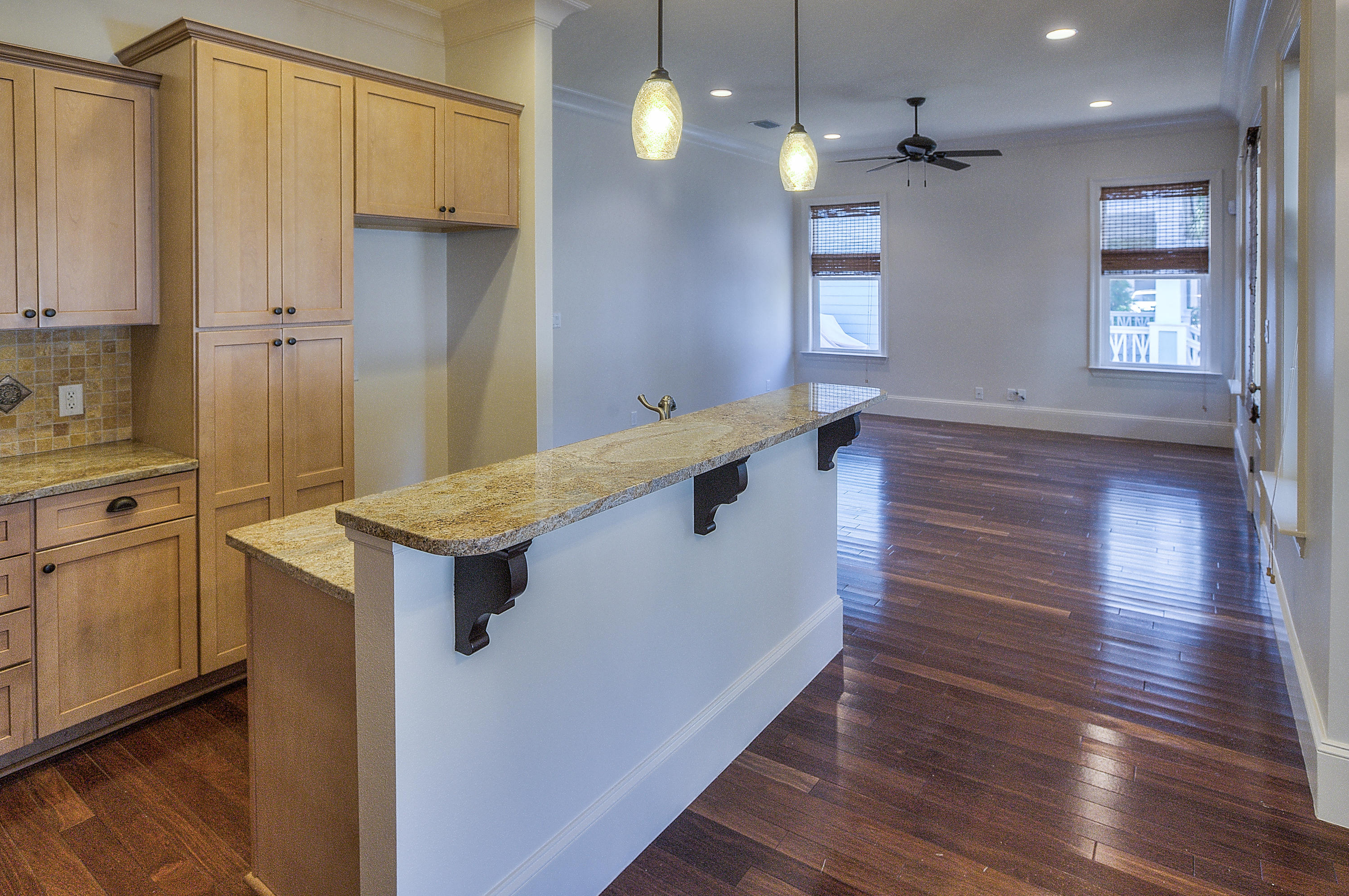 COTTAGES AT EASTERN LAKE - Residential