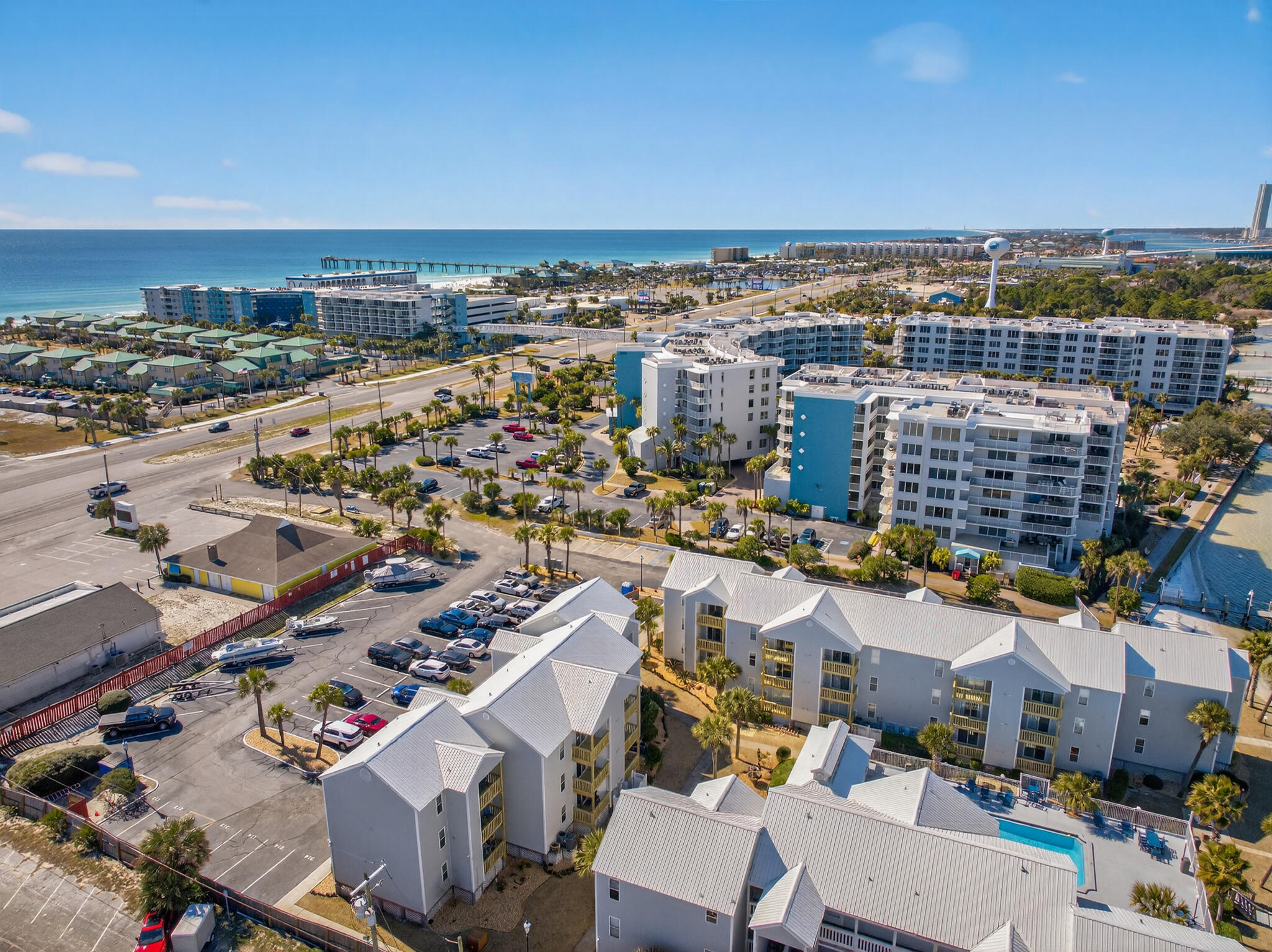 HERMITAGE CONDOMINIUM - Residential