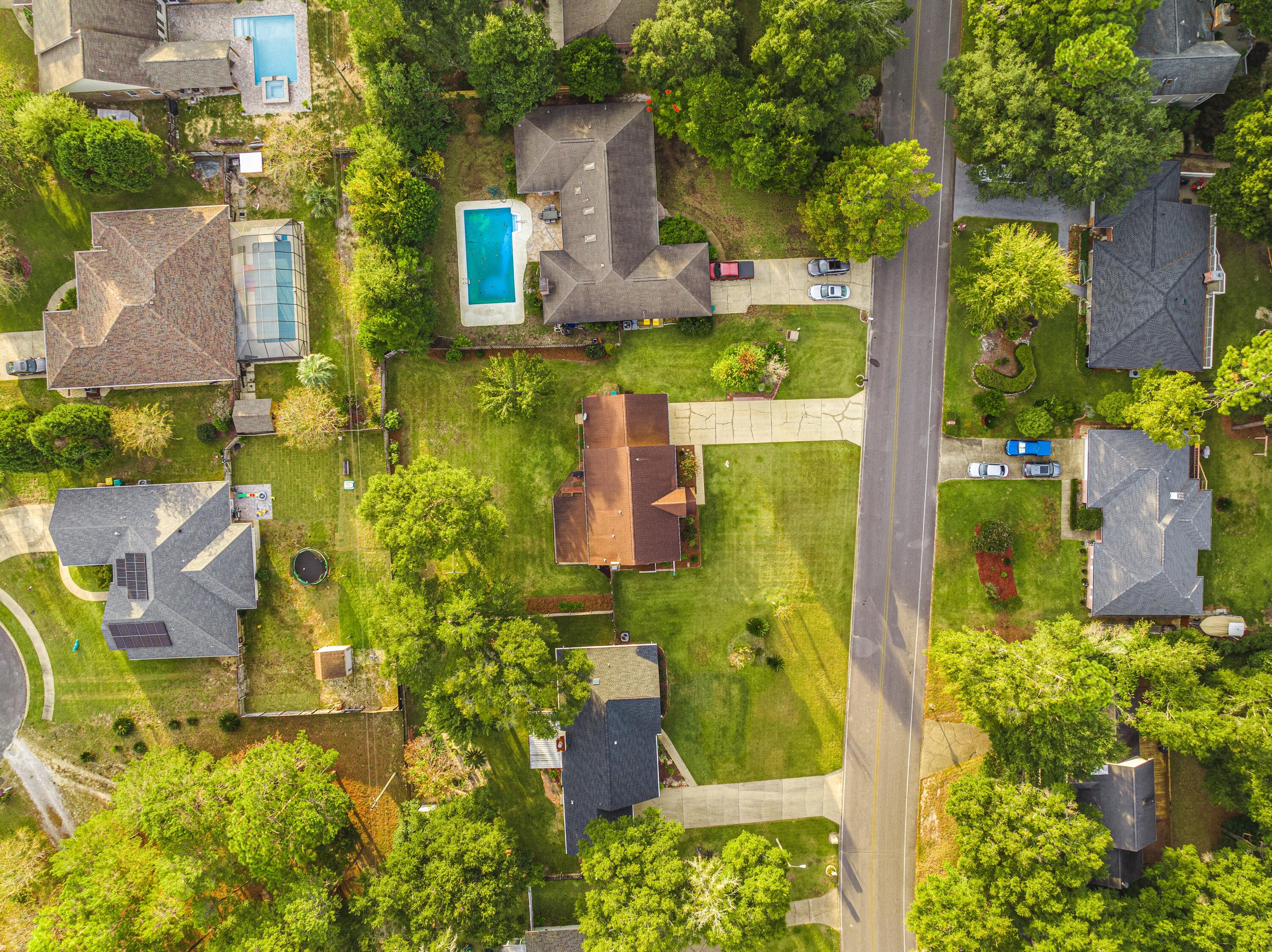 ROCKY BAYOU COUNTRY CLUB ESTATES 4 - Residential