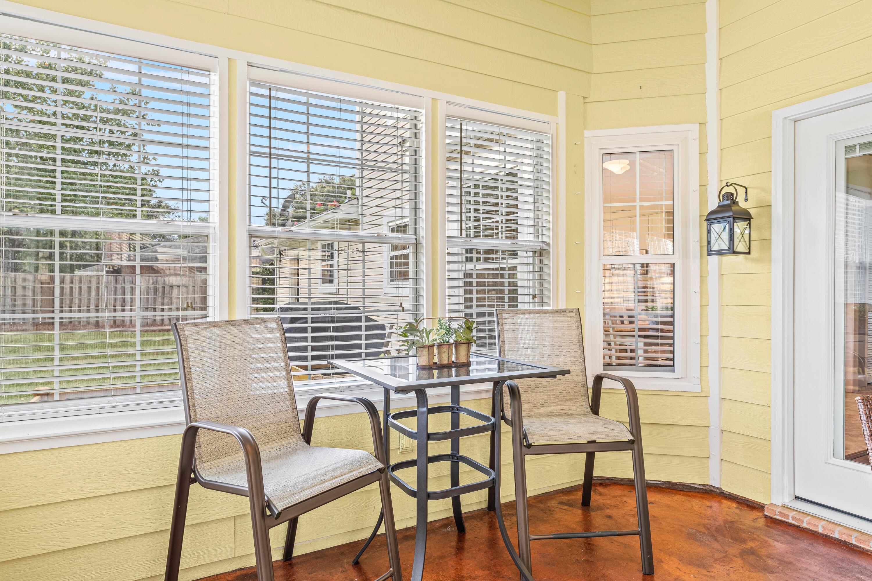 ROCKY BAYOU COUNTRY CLUB ESTATES 4 - Residential