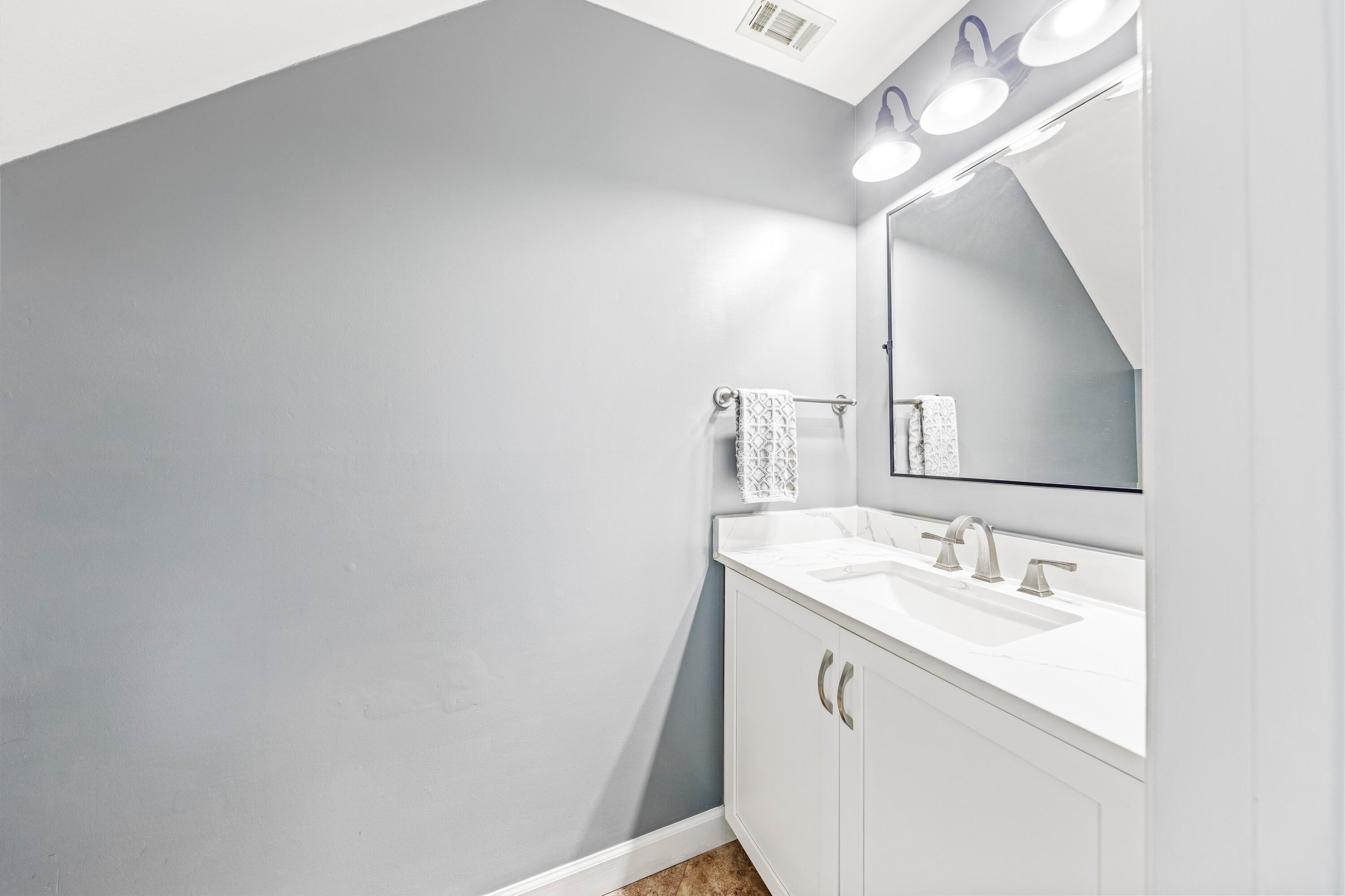 ROCKY BAYOU COUNTRY CLUB ESTATES 4 - Residential