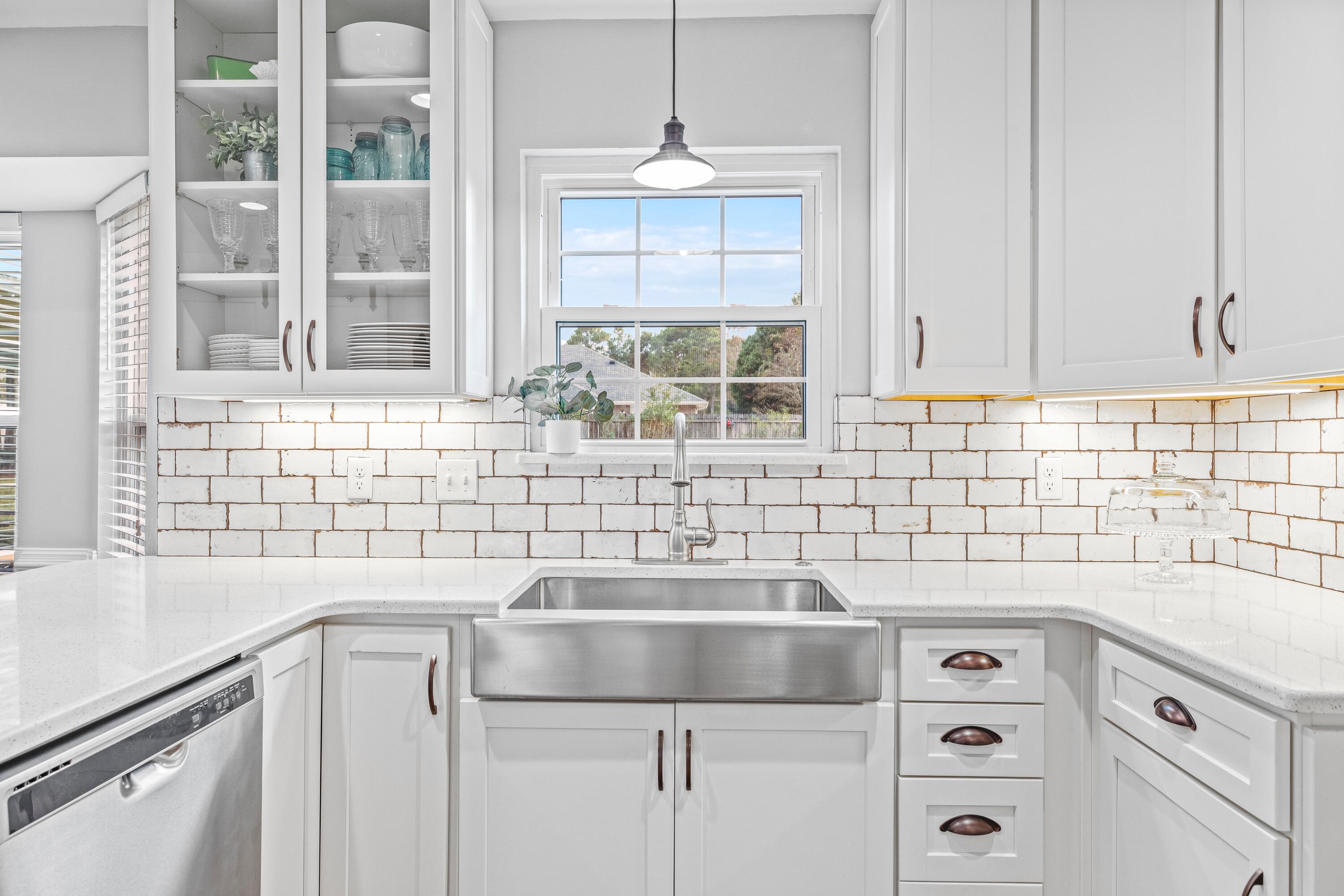 ROCKY BAYOU COUNTRY CLUB ESTATES 4 - Residential