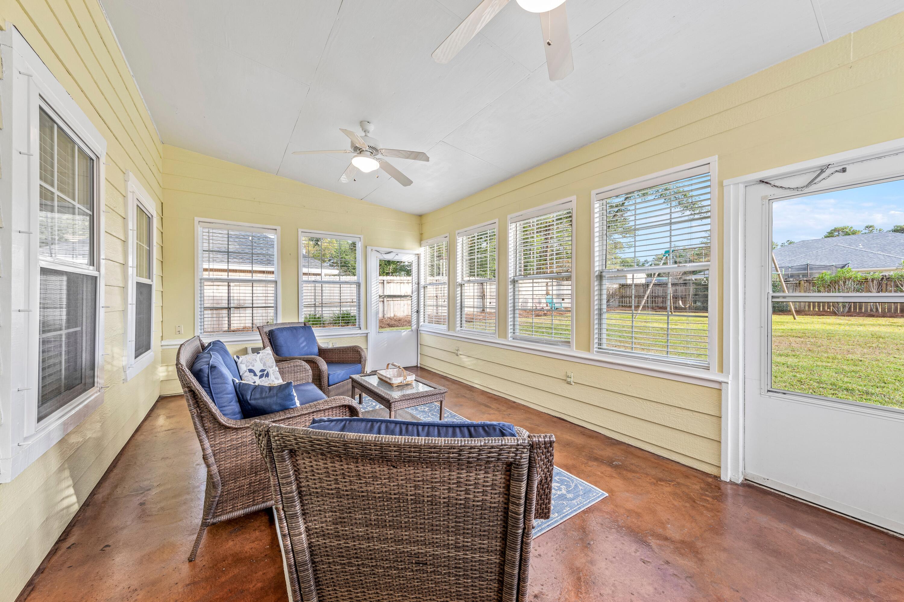 ROCKY BAYOU COUNTRY CLUB ESTATES 4 - Residential