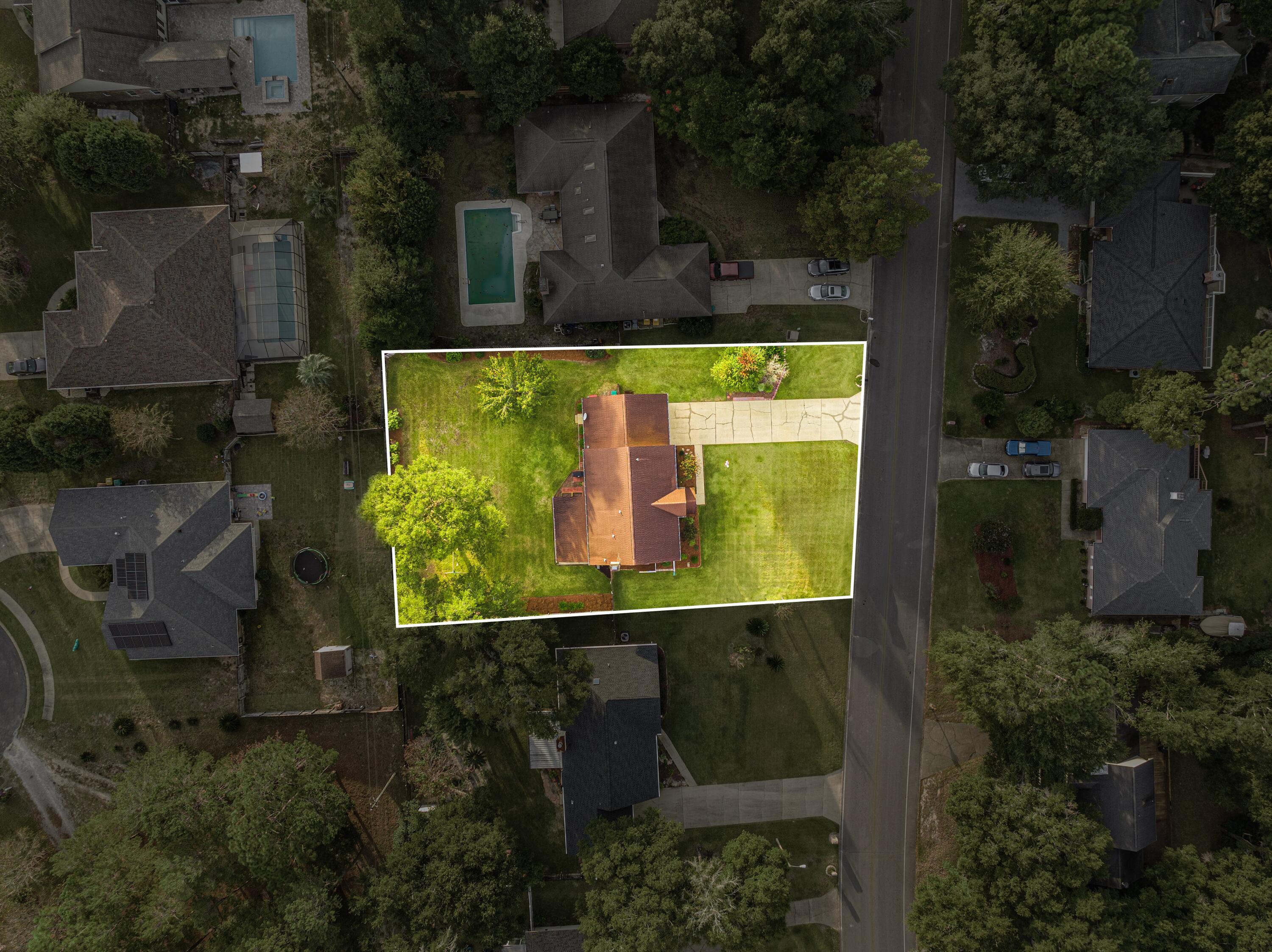 ROCKY BAYOU COUNTRY CLUB ESTATES 4 - Residential