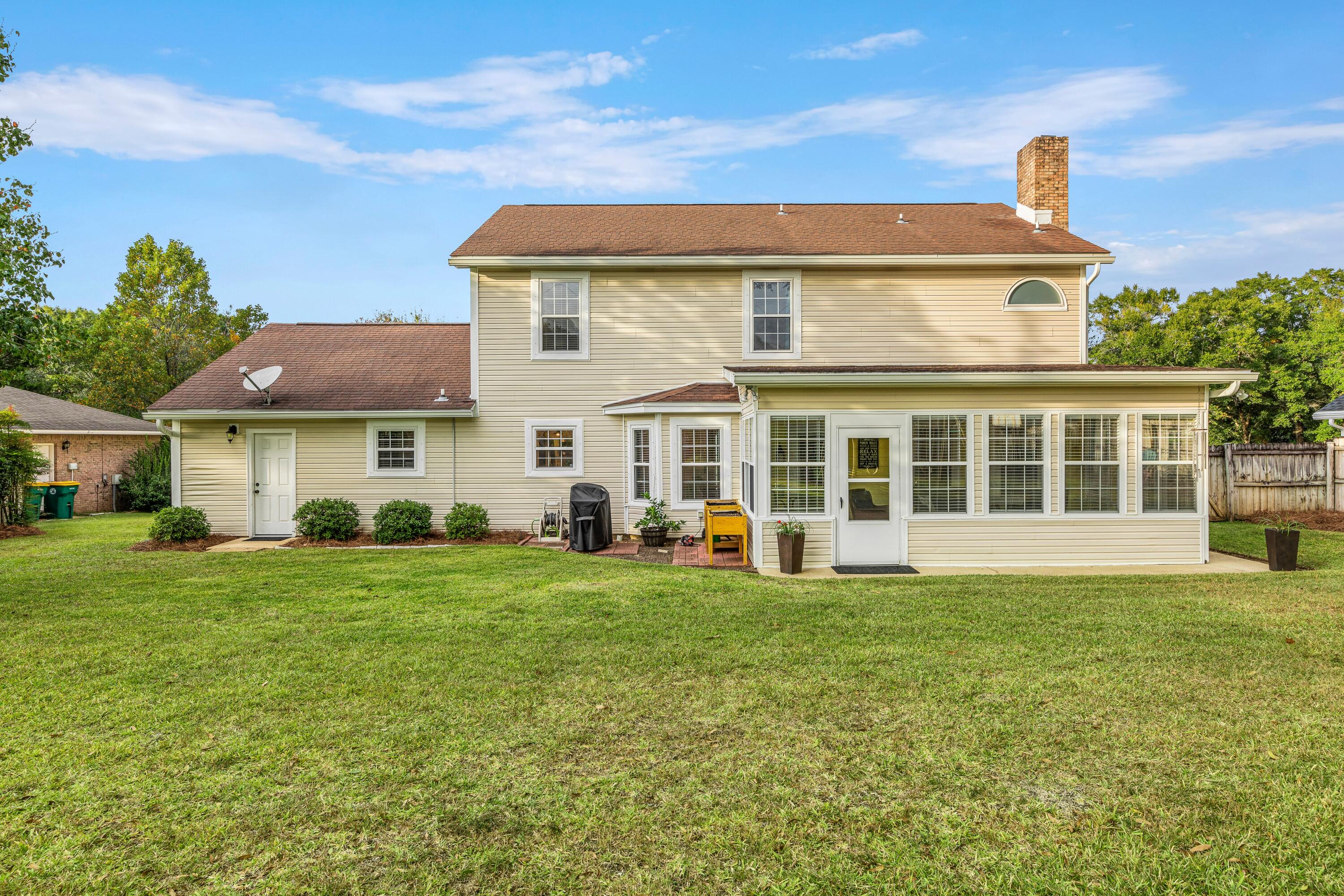 ROCKY BAYOU COUNTRY CLUB ESTATES 4 - Residential