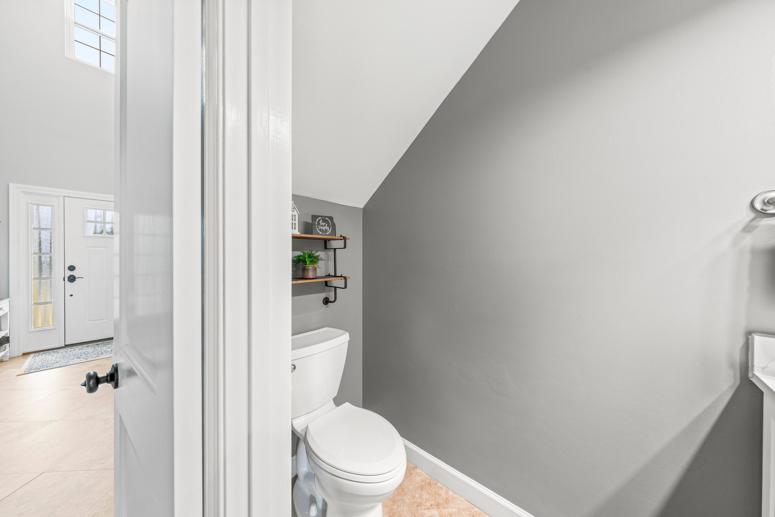 ROCKY BAYOU COUNTRY CLUB ESTATES 4 - Residential