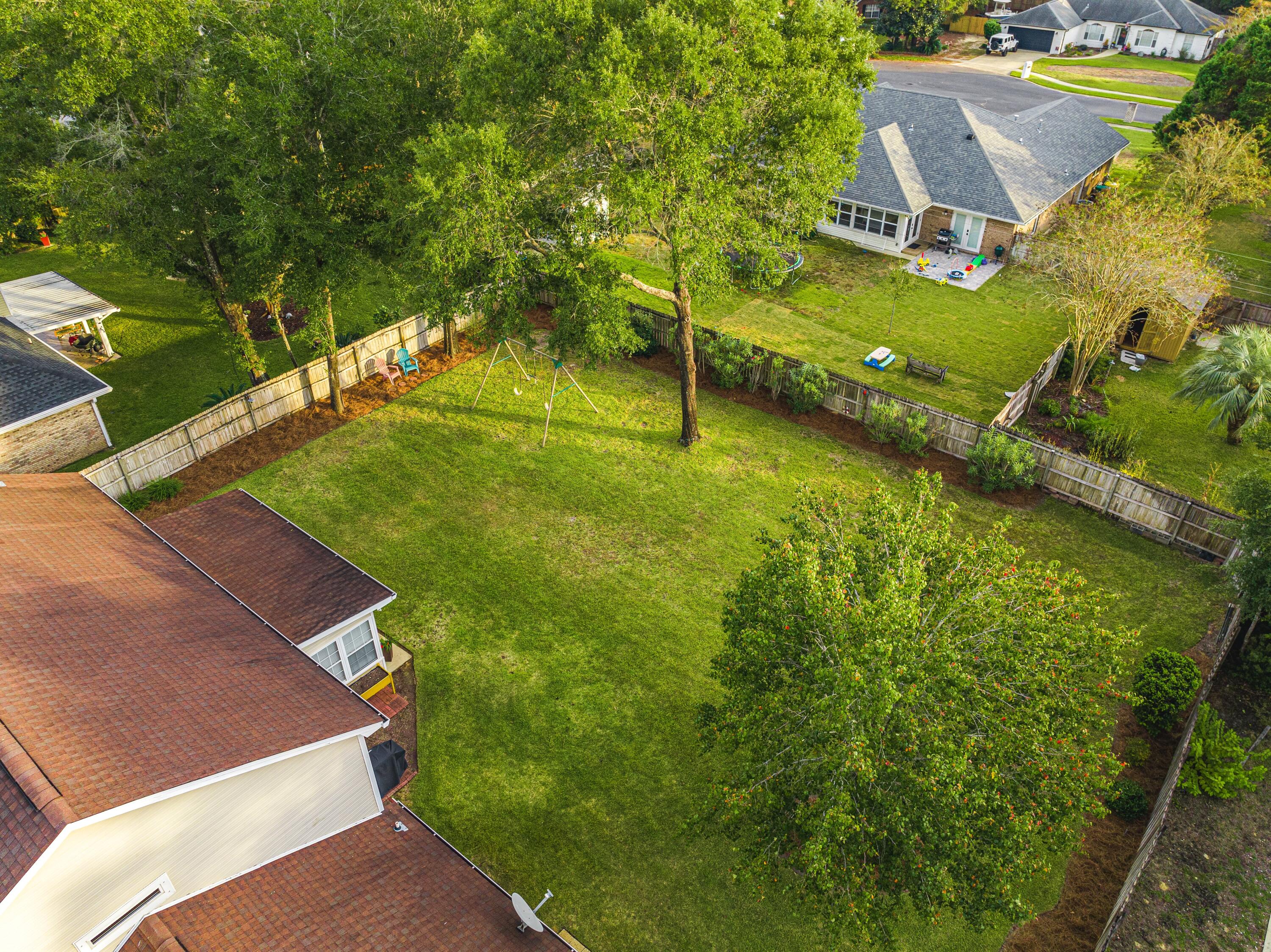 ROCKY BAYOU COUNTRY CLUB ESTATES 4 - Residential