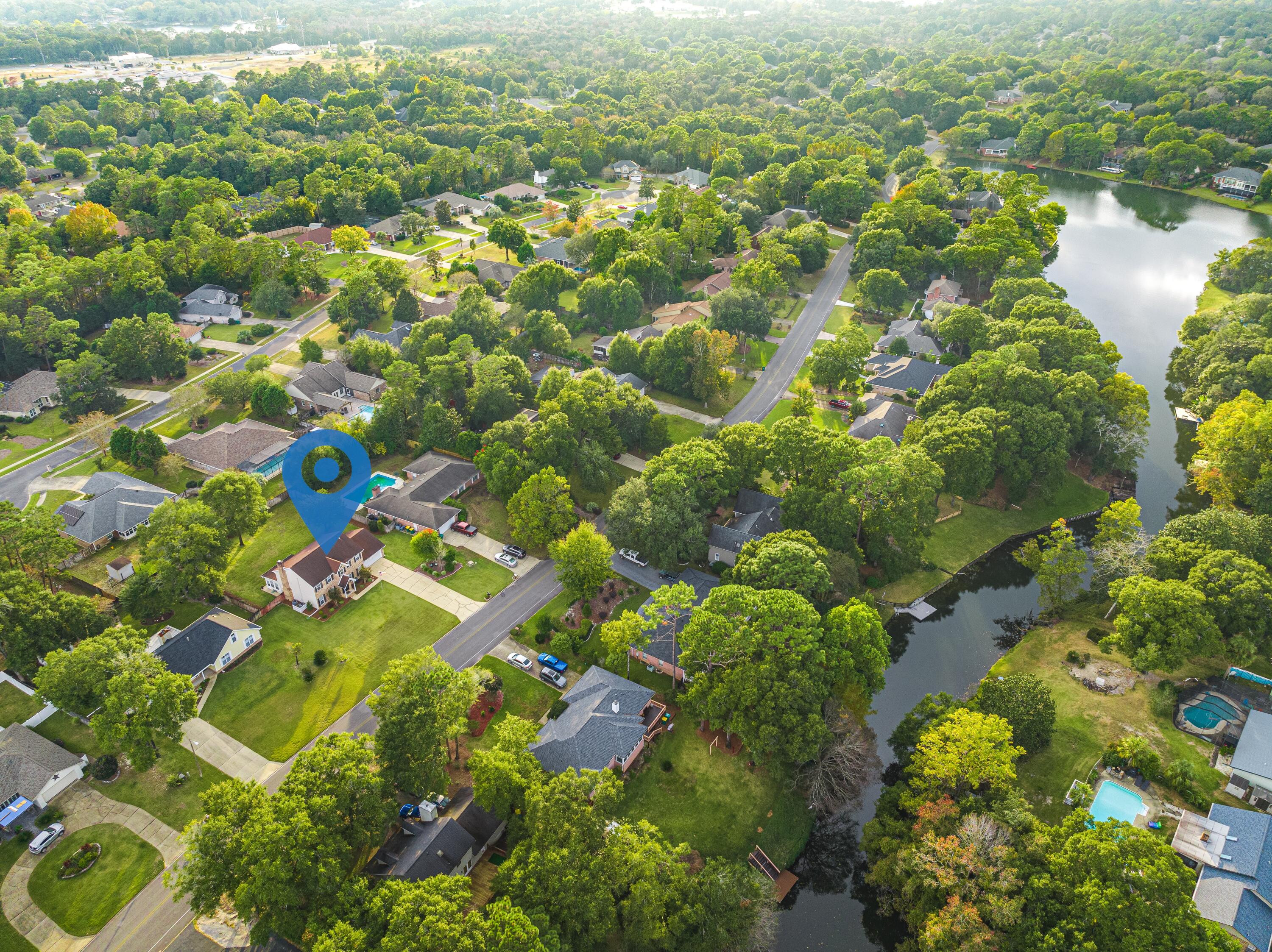 ROCKY BAYOU COUNTRY CLUB ESTATES 4 - Residential
