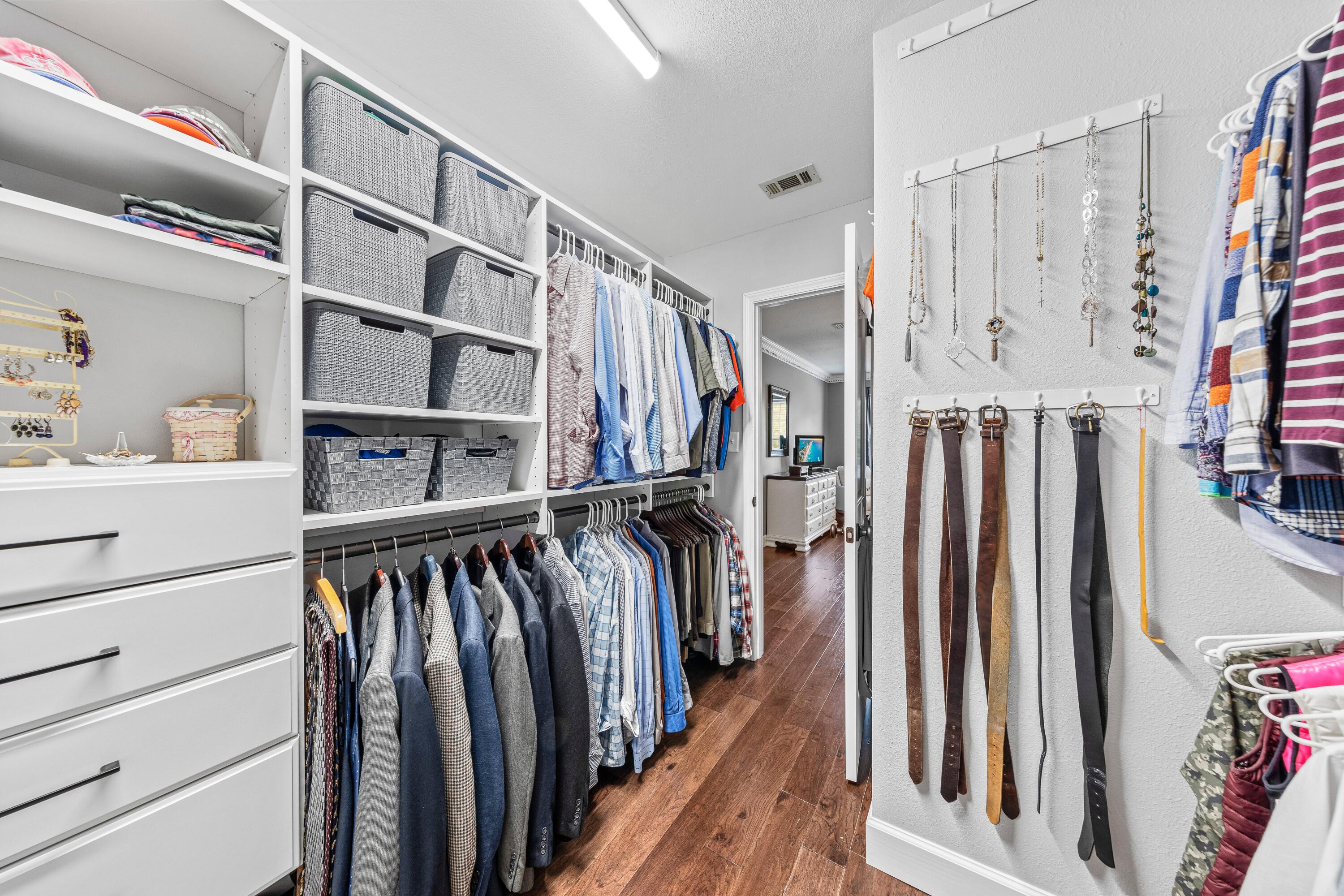 ROCKY BAYOU COUNTRY CLUB ESTATES 4 - Residential