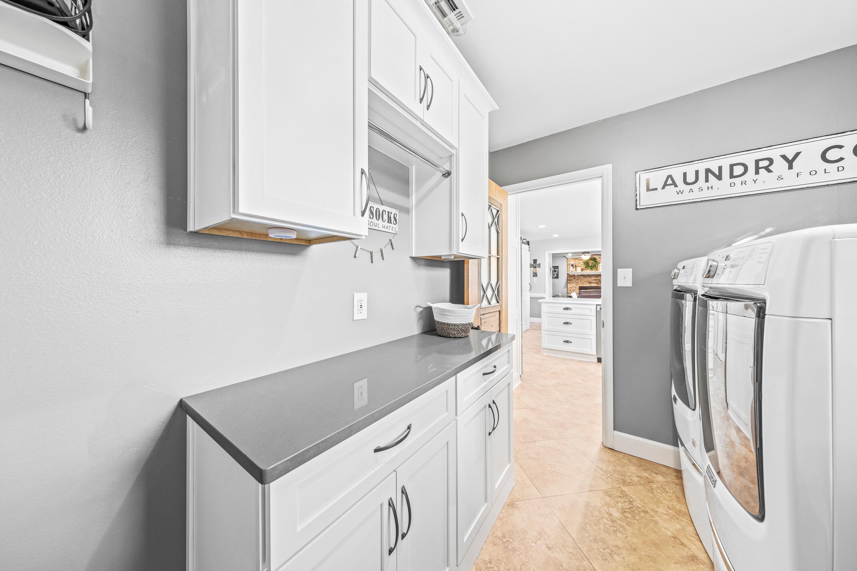 ROCKY BAYOU COUNTRY CLUB ESTATES 4 - Residential