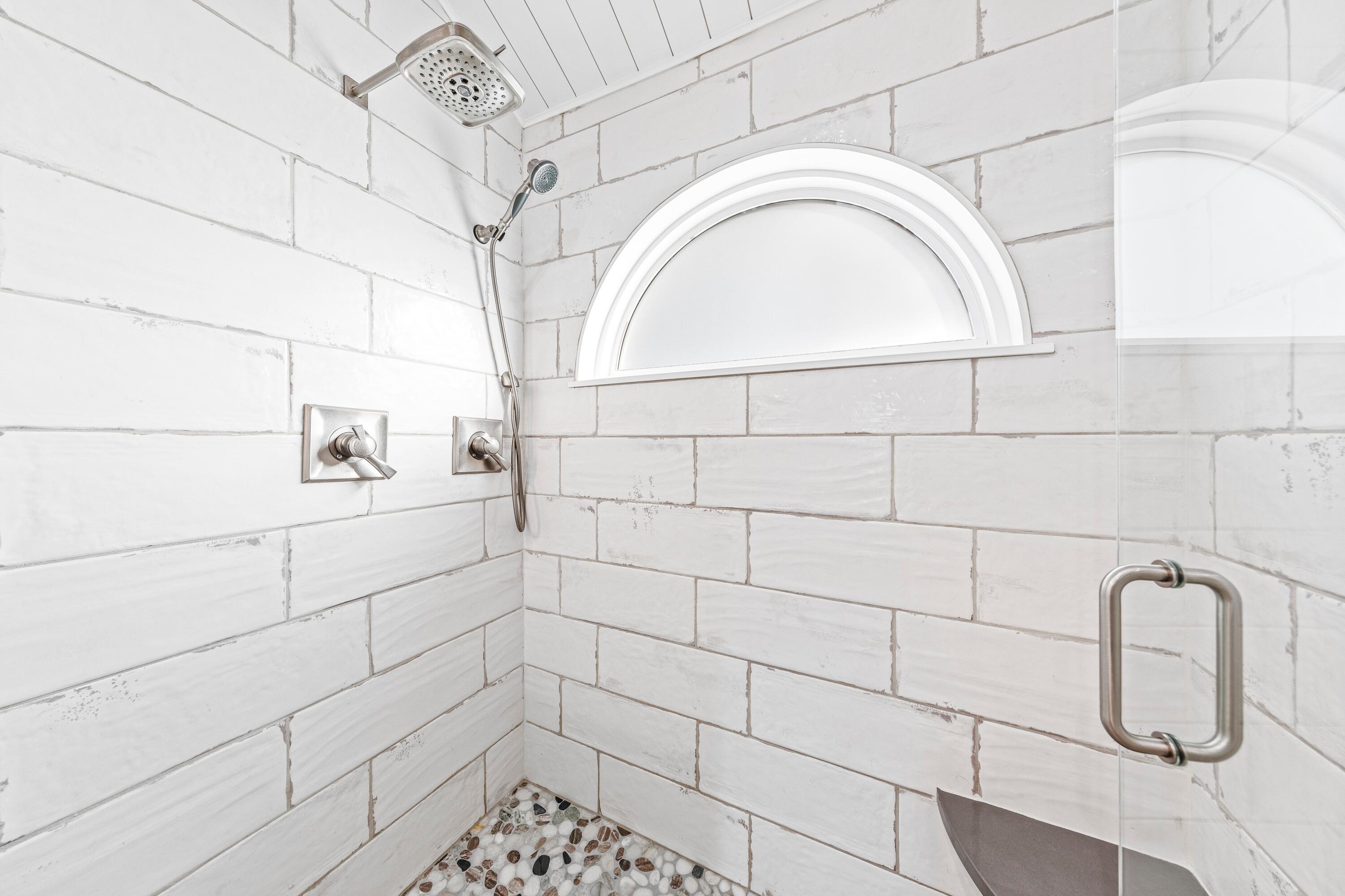 ROCKY BAYOU COUNTRY CLUB ESTATES 4 - Residential