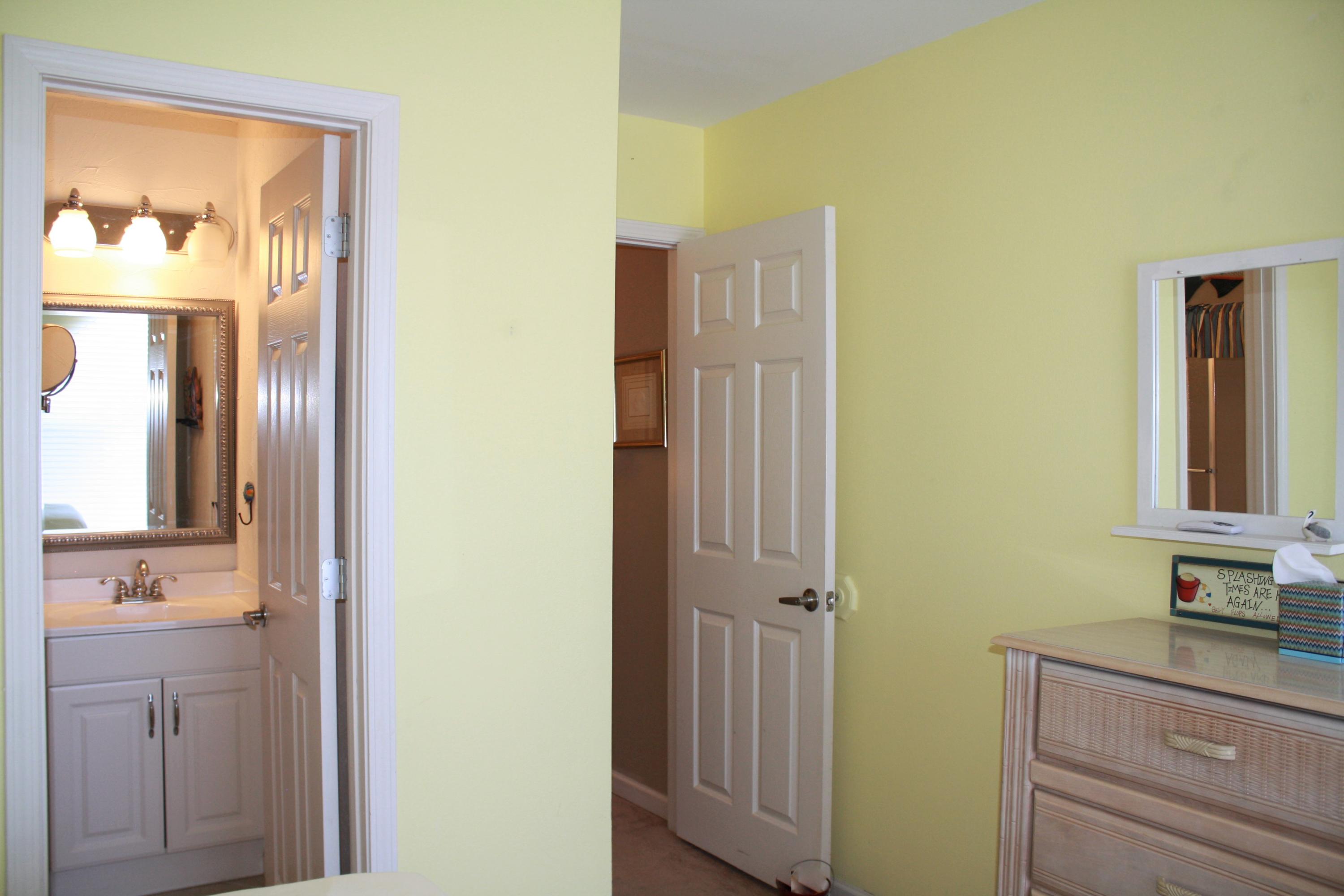 ISLA BLANCA T/H - Residential