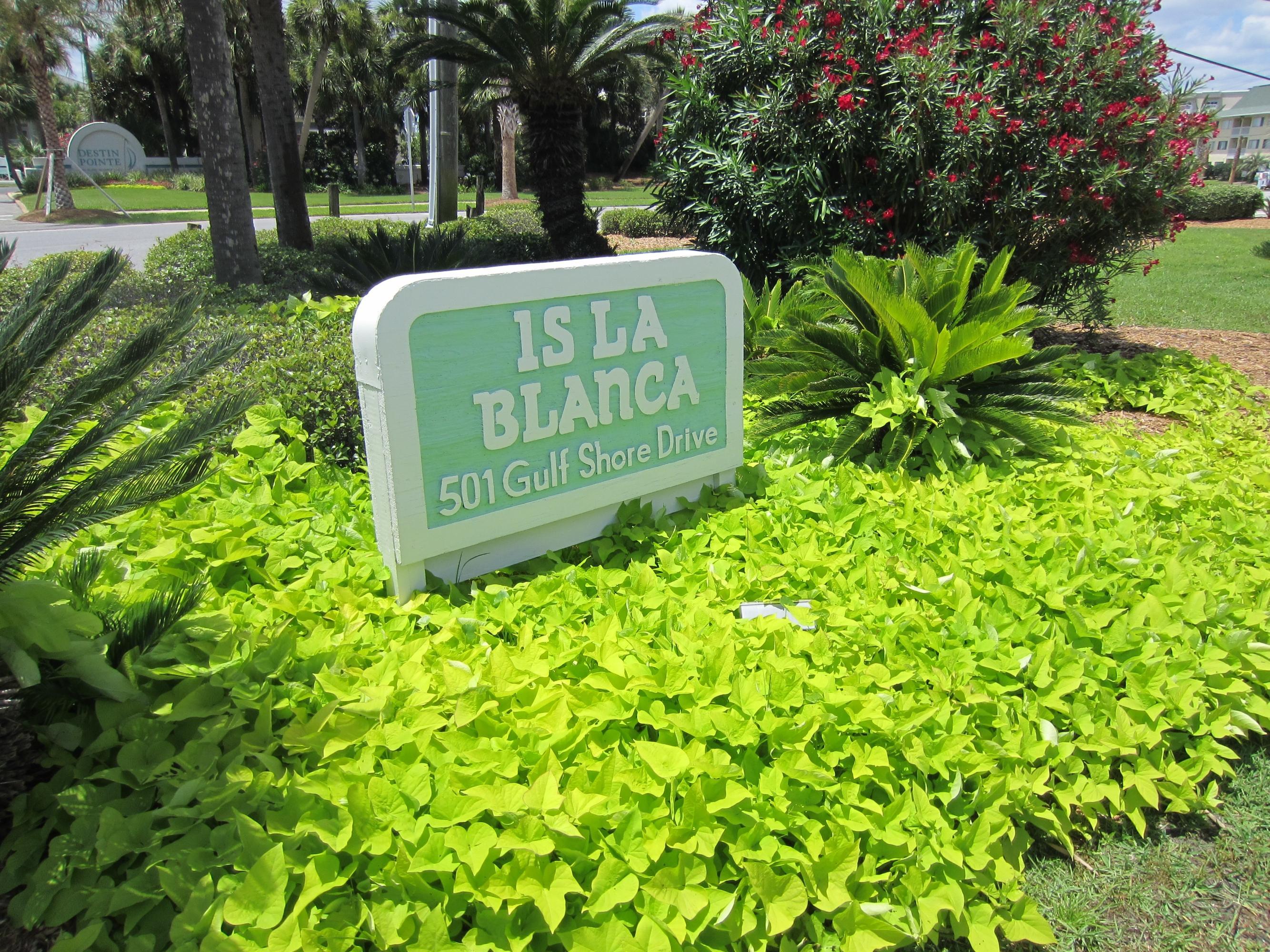 ISLA BLANCA T/H - Residential