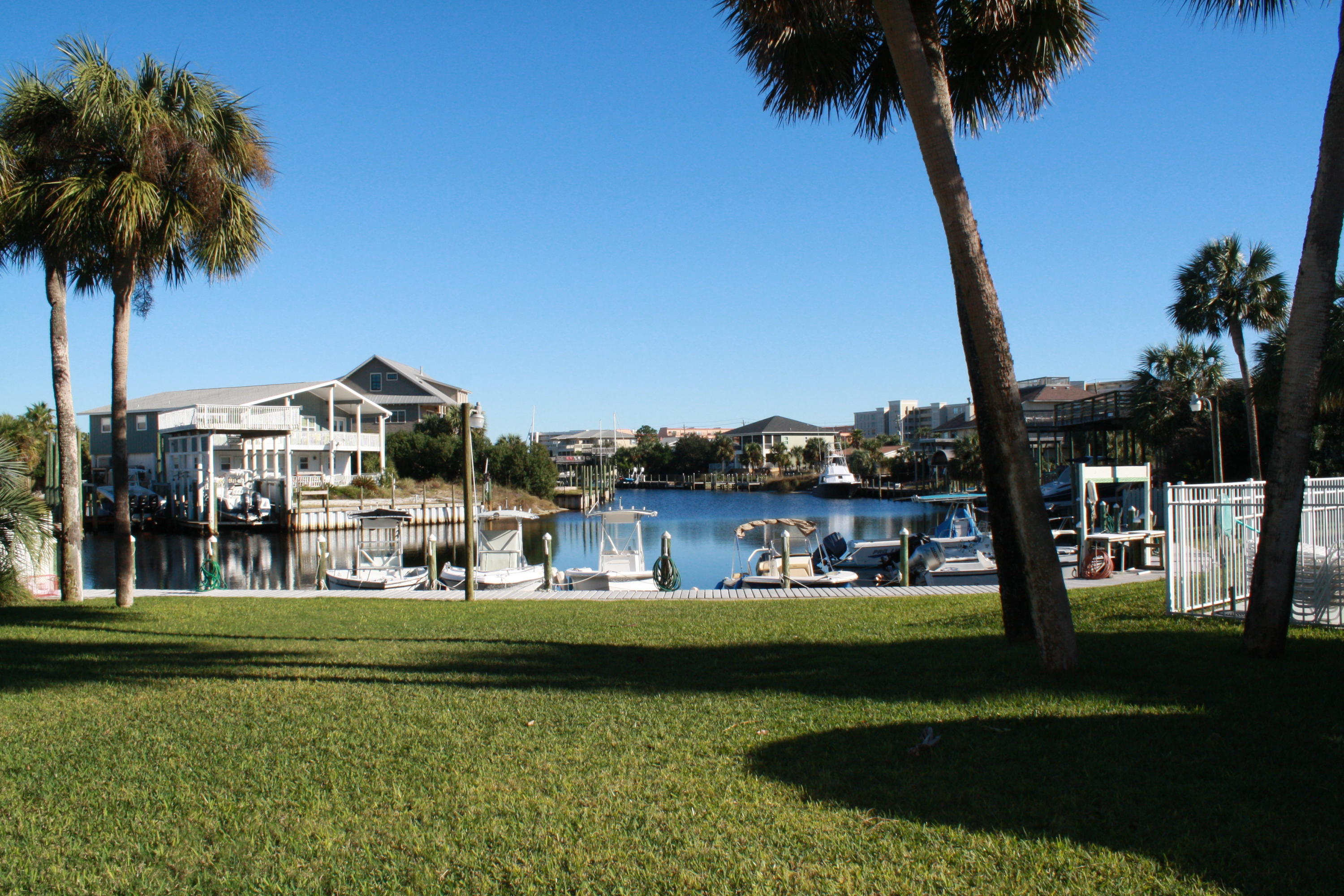 ISLA BLANCA T/H - Residential