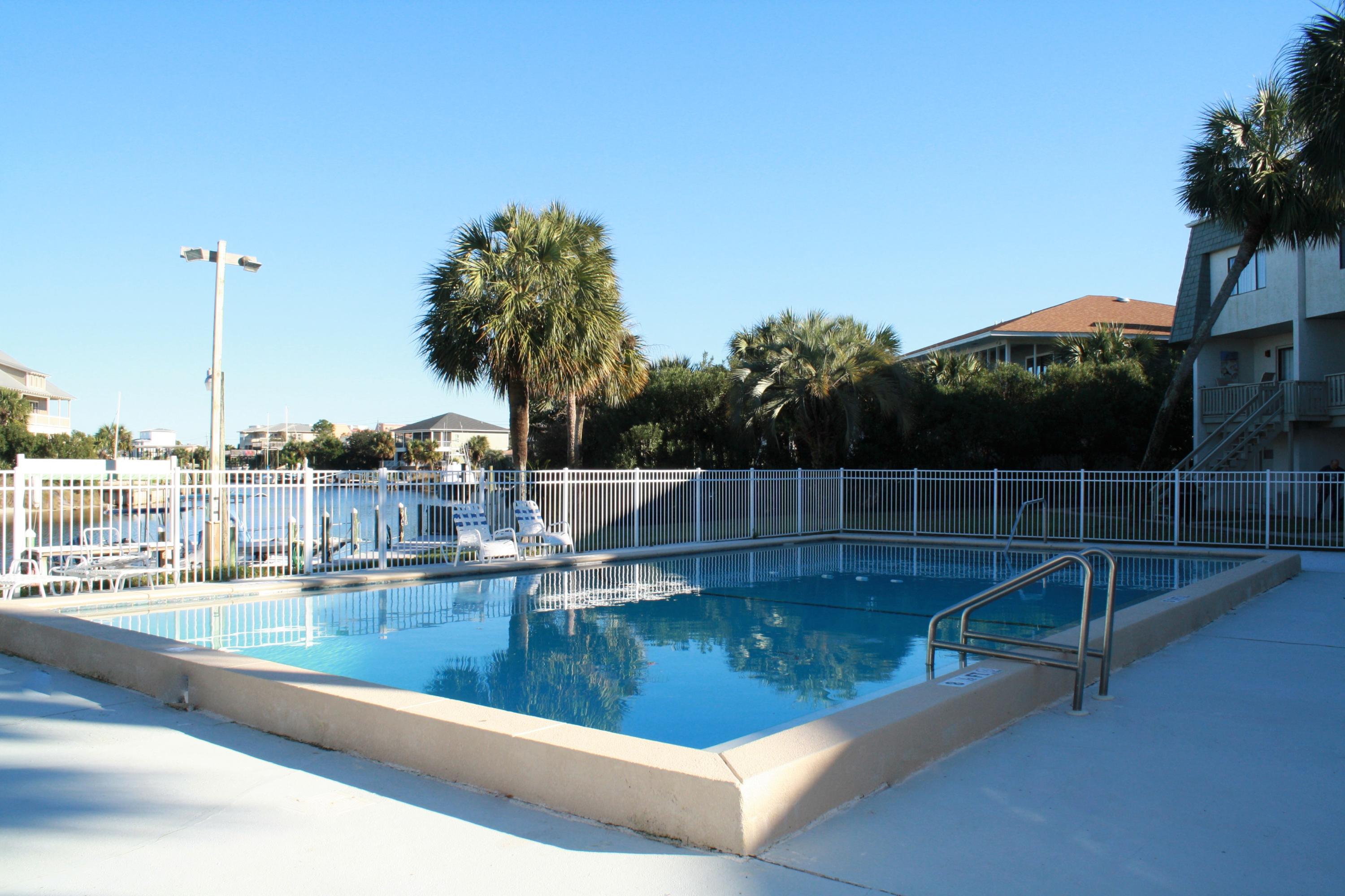 ISLA BLANCA T/H - Residential