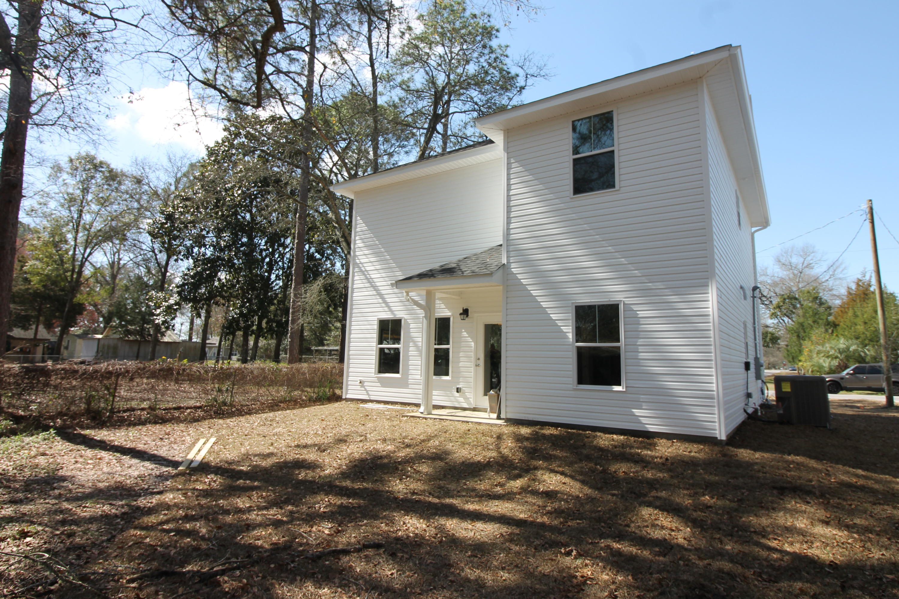 NO RECORDED SUBDIVISION - Residential