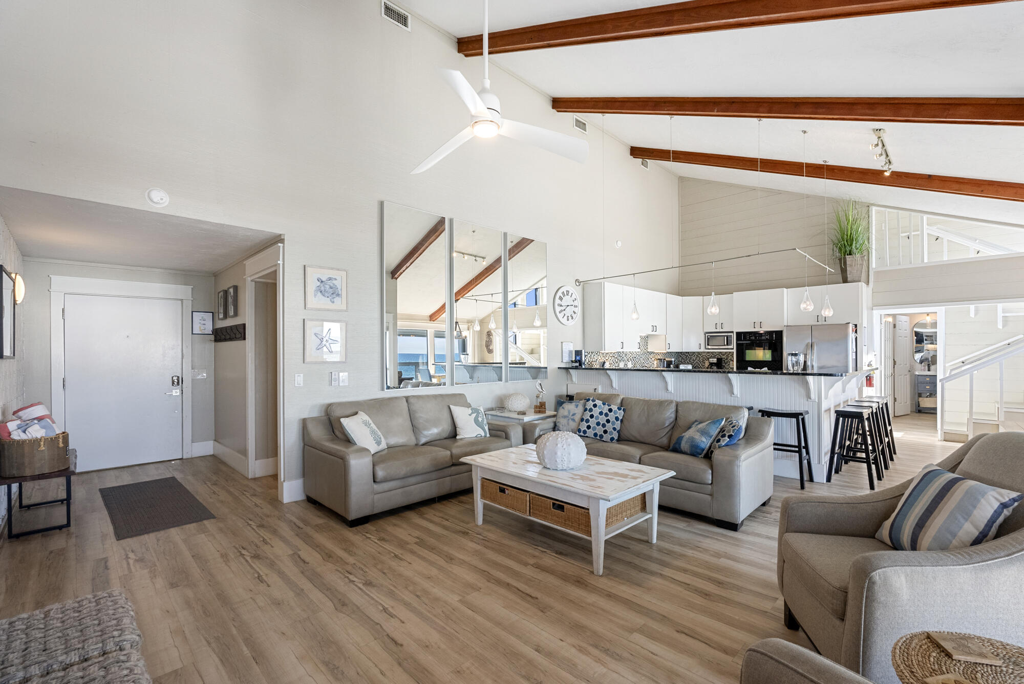 TREASURE ISLAND - Residential