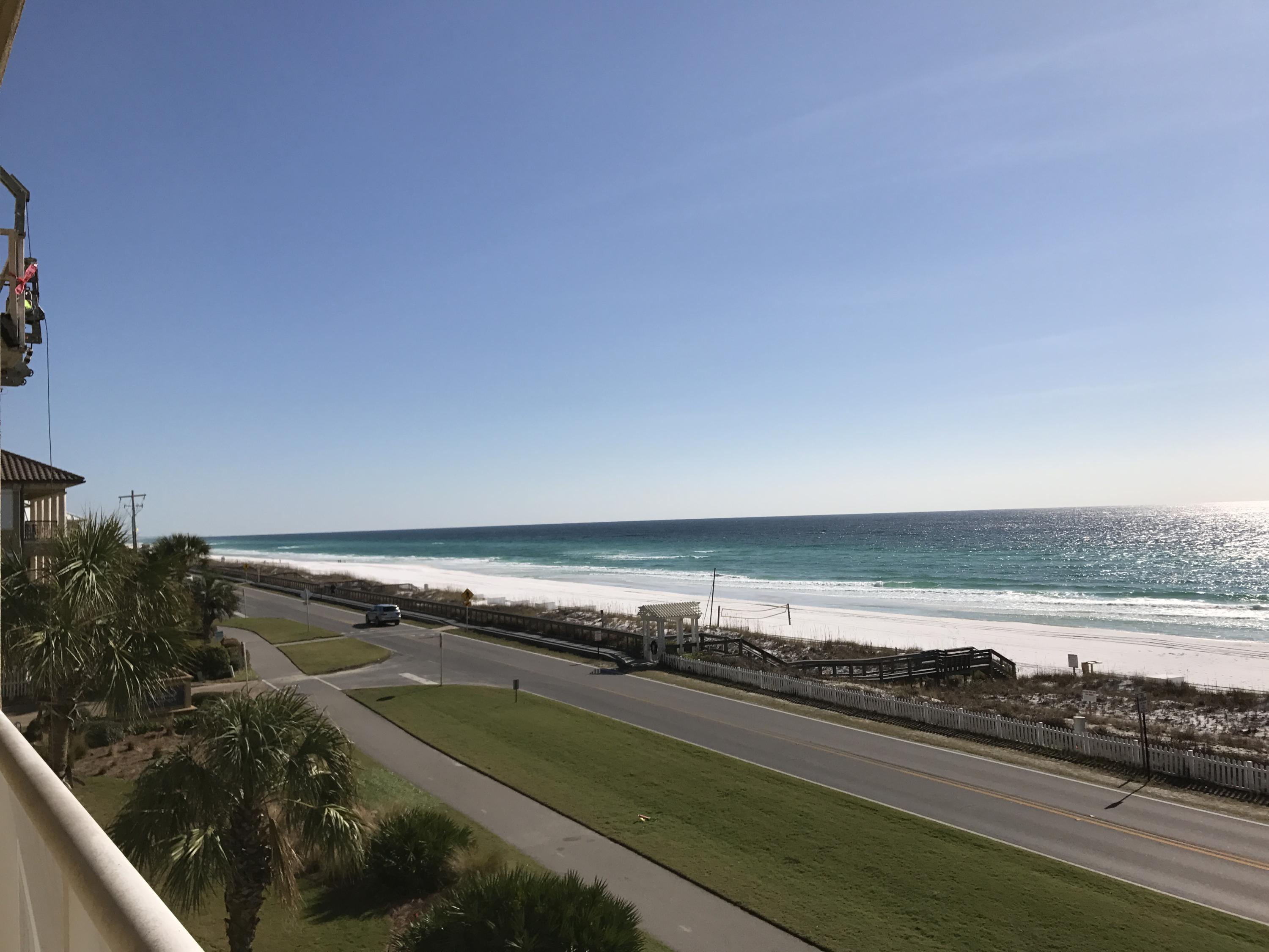 BEACH RETREAT - Residential