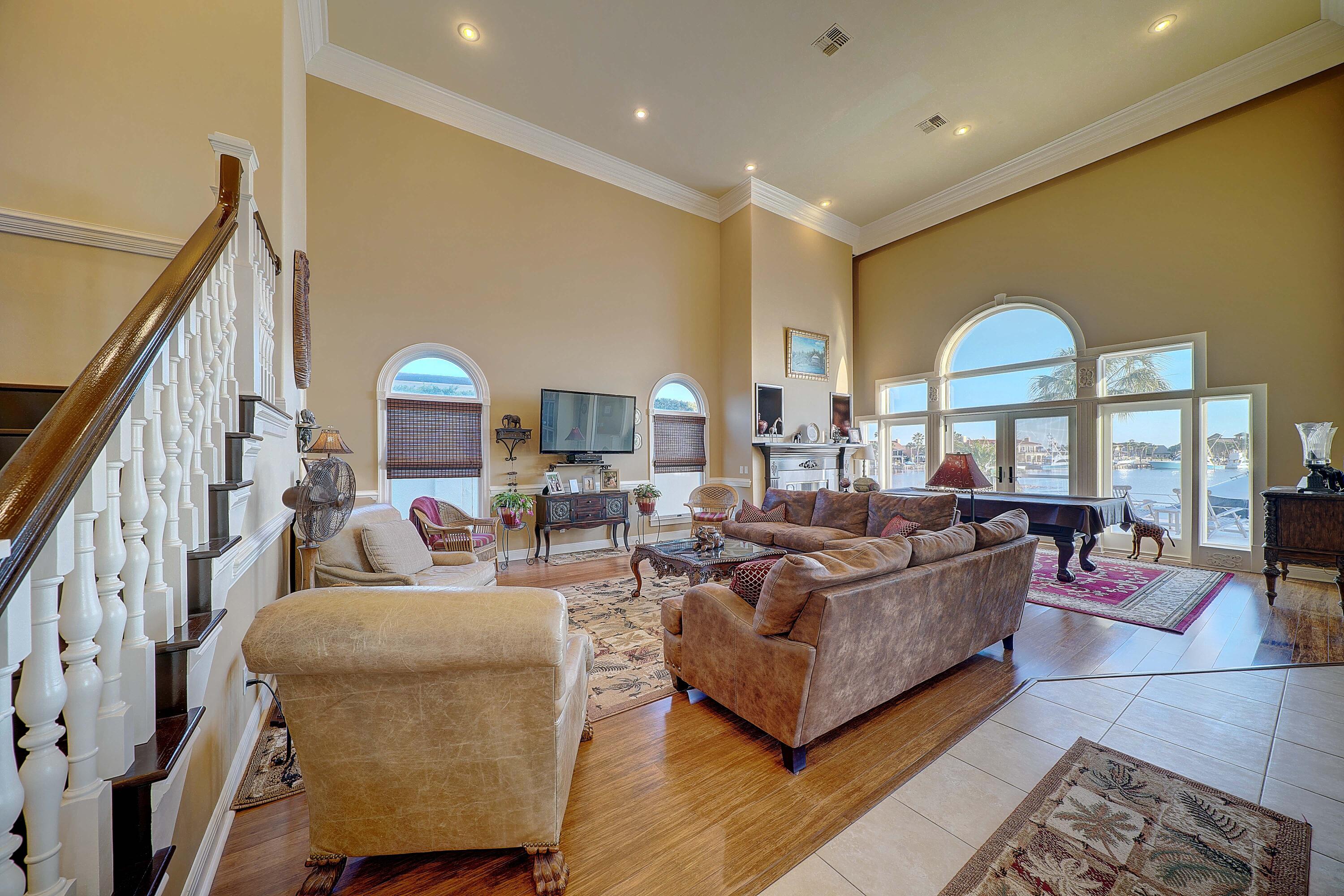 BAY POINT UNIT 1 - Residential