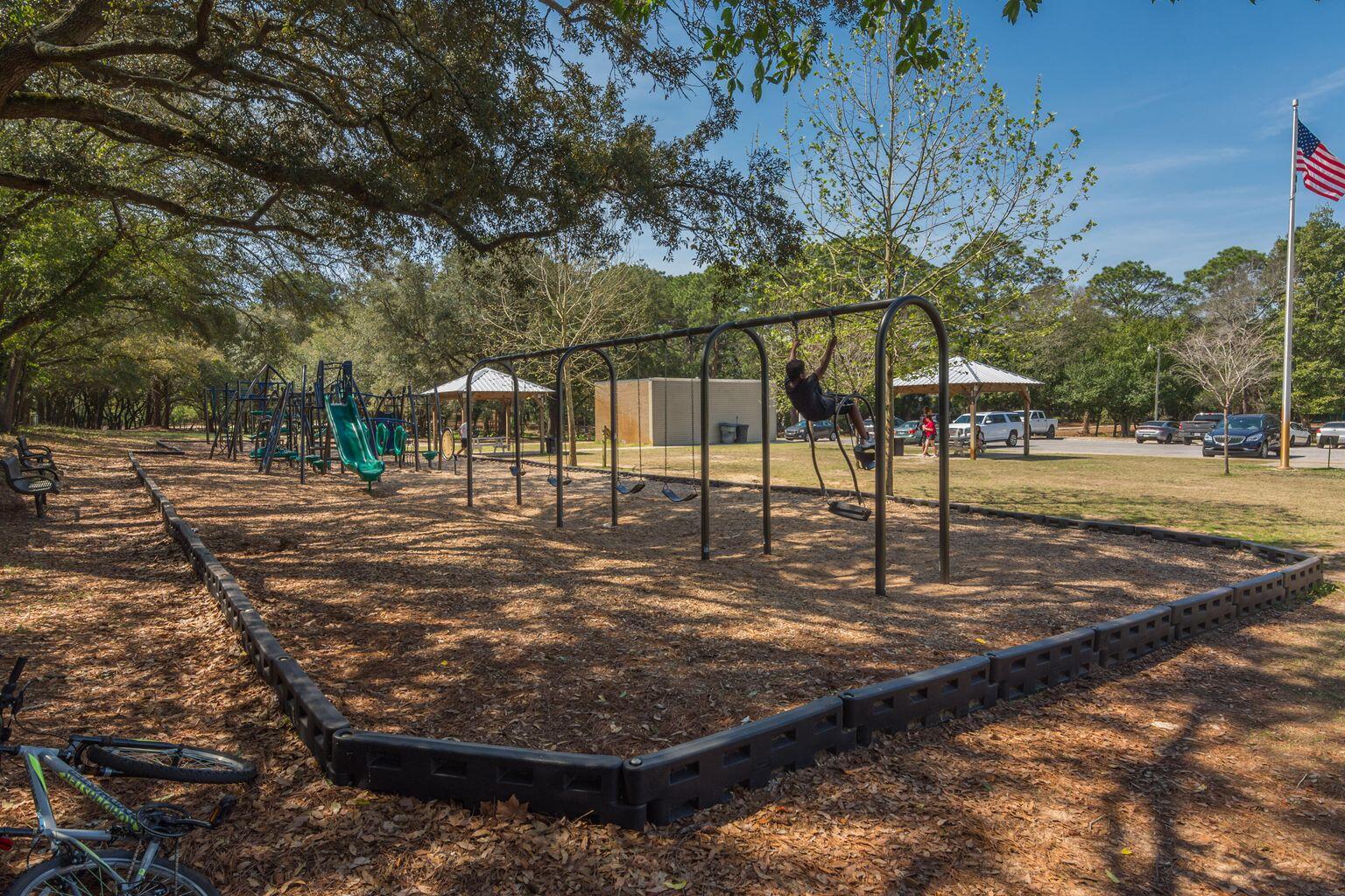 NEW WALTON VILLAGE - Residential