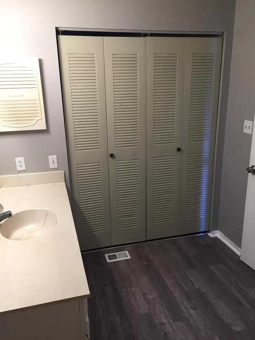 NEW WALTON VILLAGE - Residential