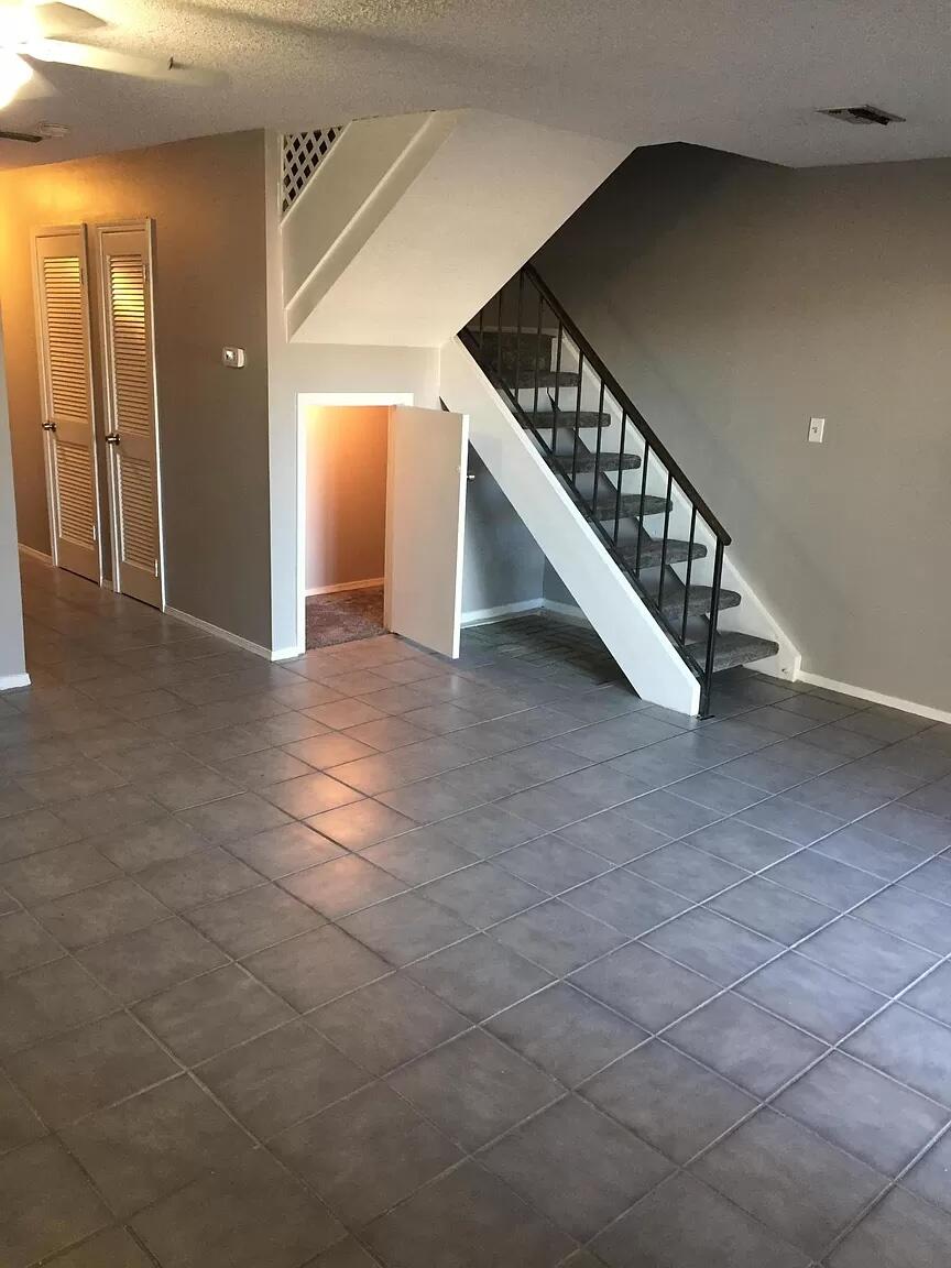 NEW WALTON VILLAGE - Residential