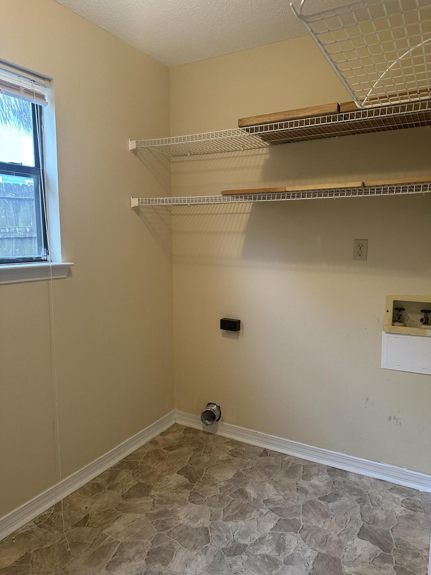 HARBOR T/H - Residential Lease