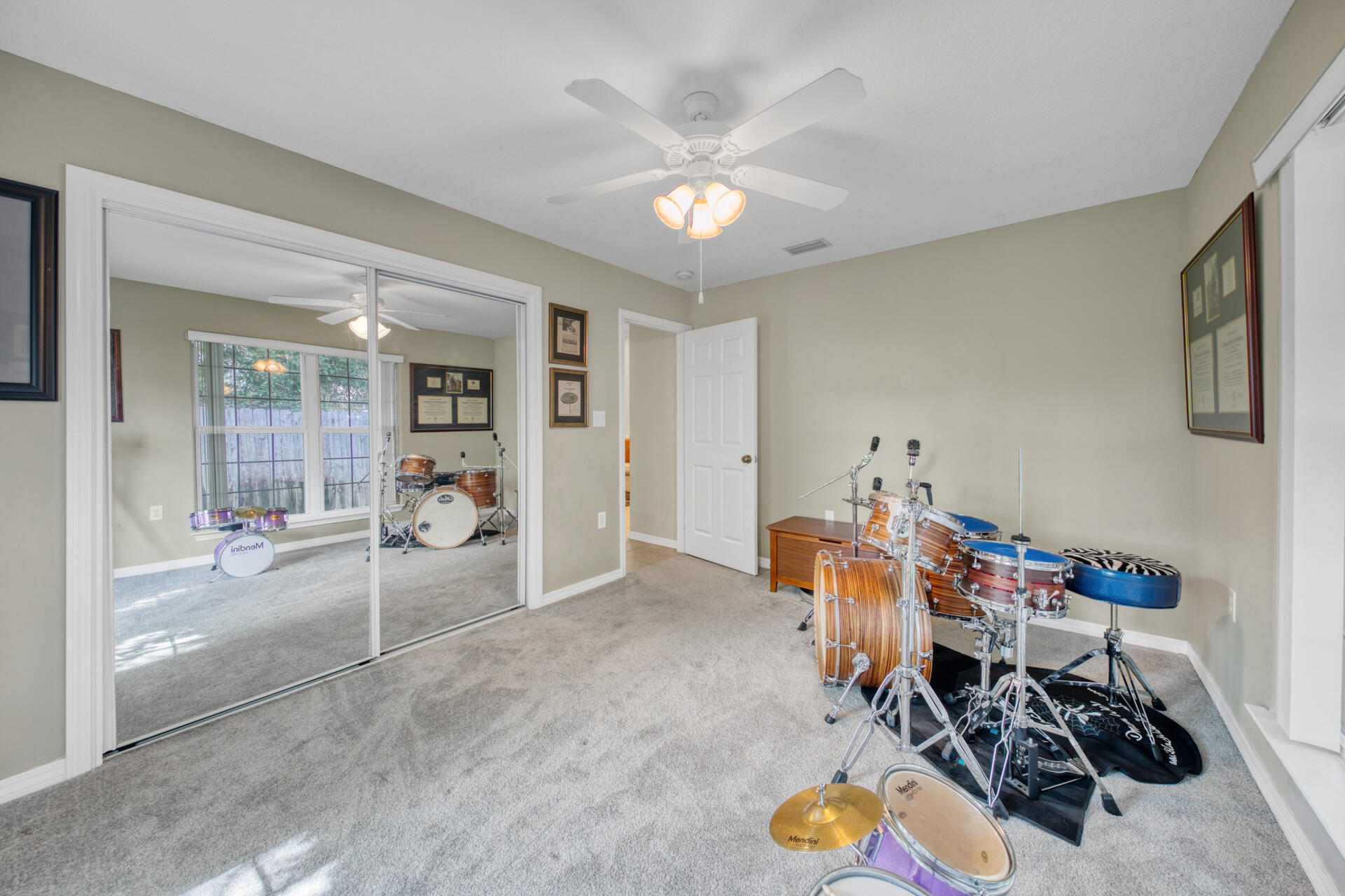 SUMMER PLACE - Residential