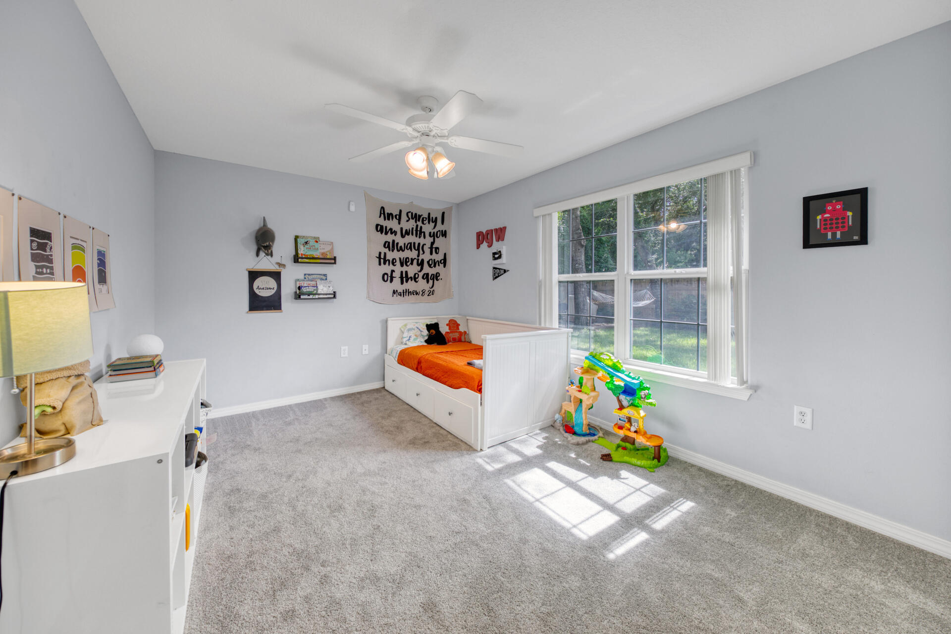 SUMMER PLACE - Residential