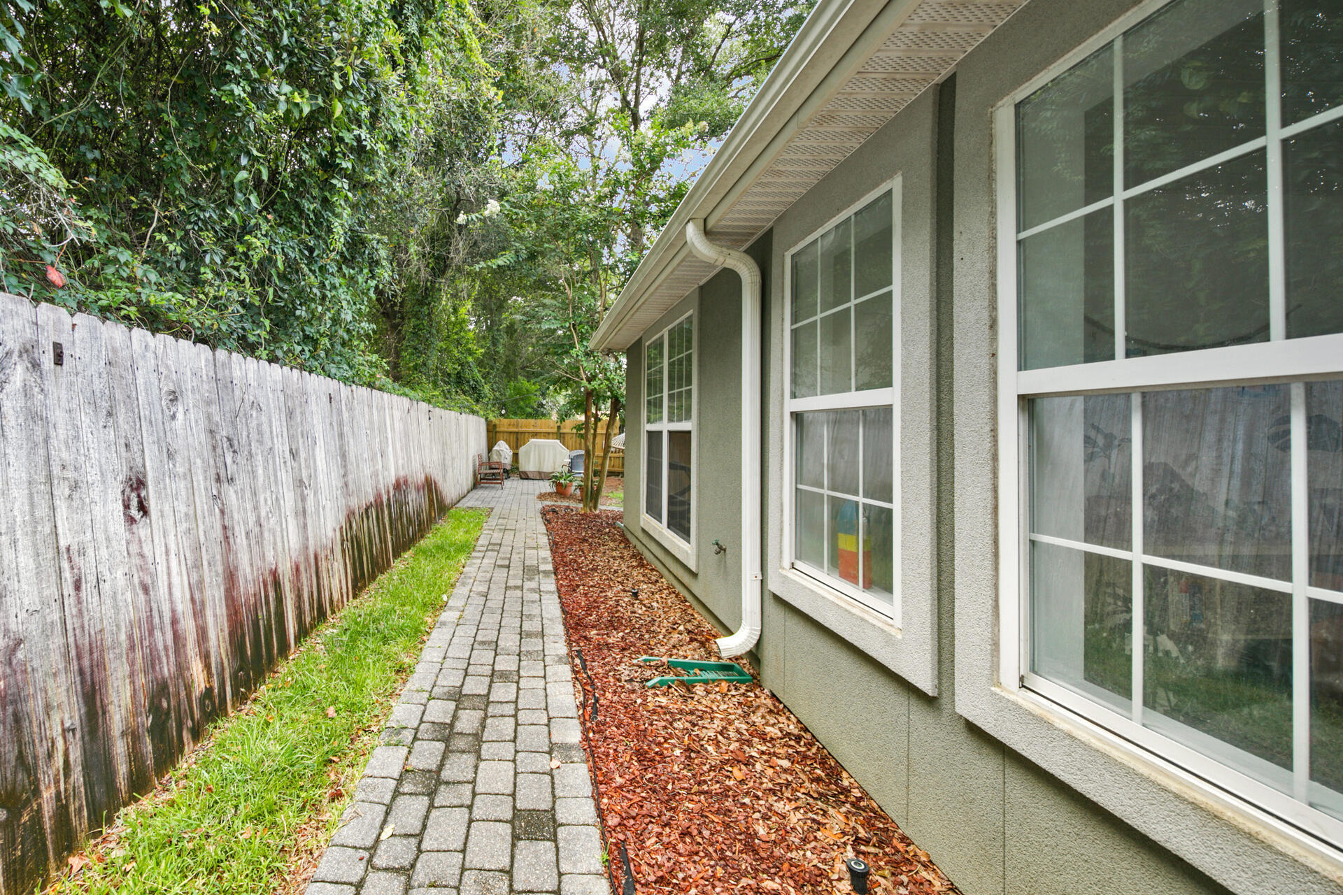 SUMMER PLACE - Residential