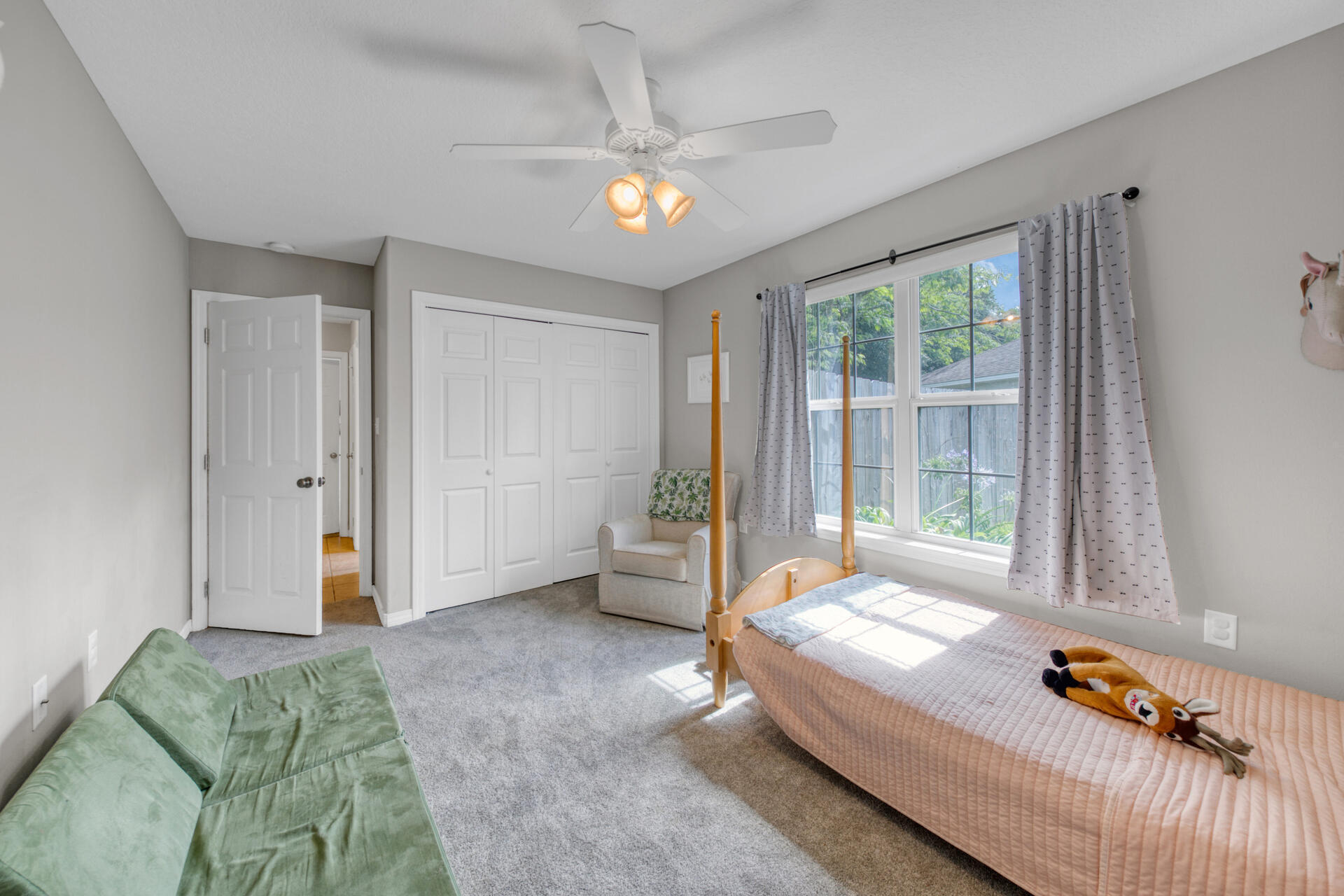 SUMMER PLACE - Residential