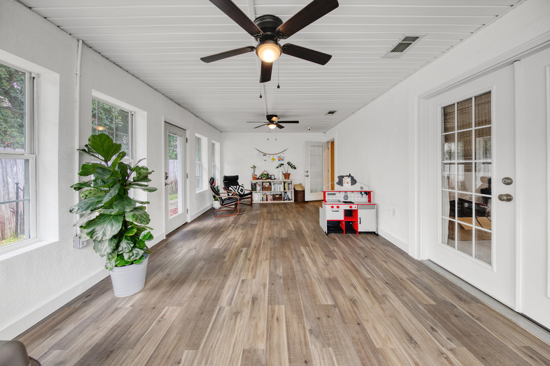 SUMMER PLACE - Residential