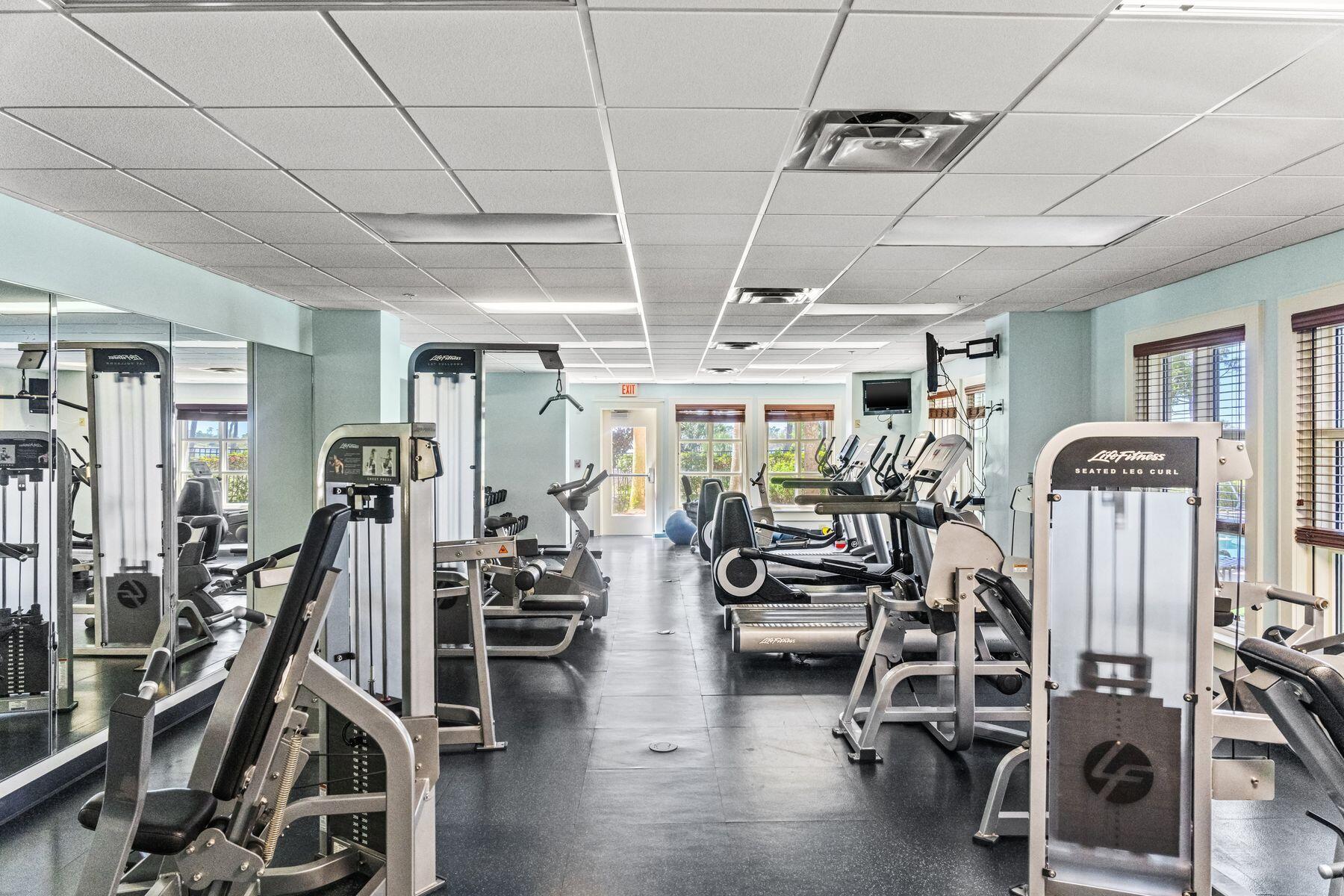 BAY POINT GRAND RESIDENCES CONDO - Residential