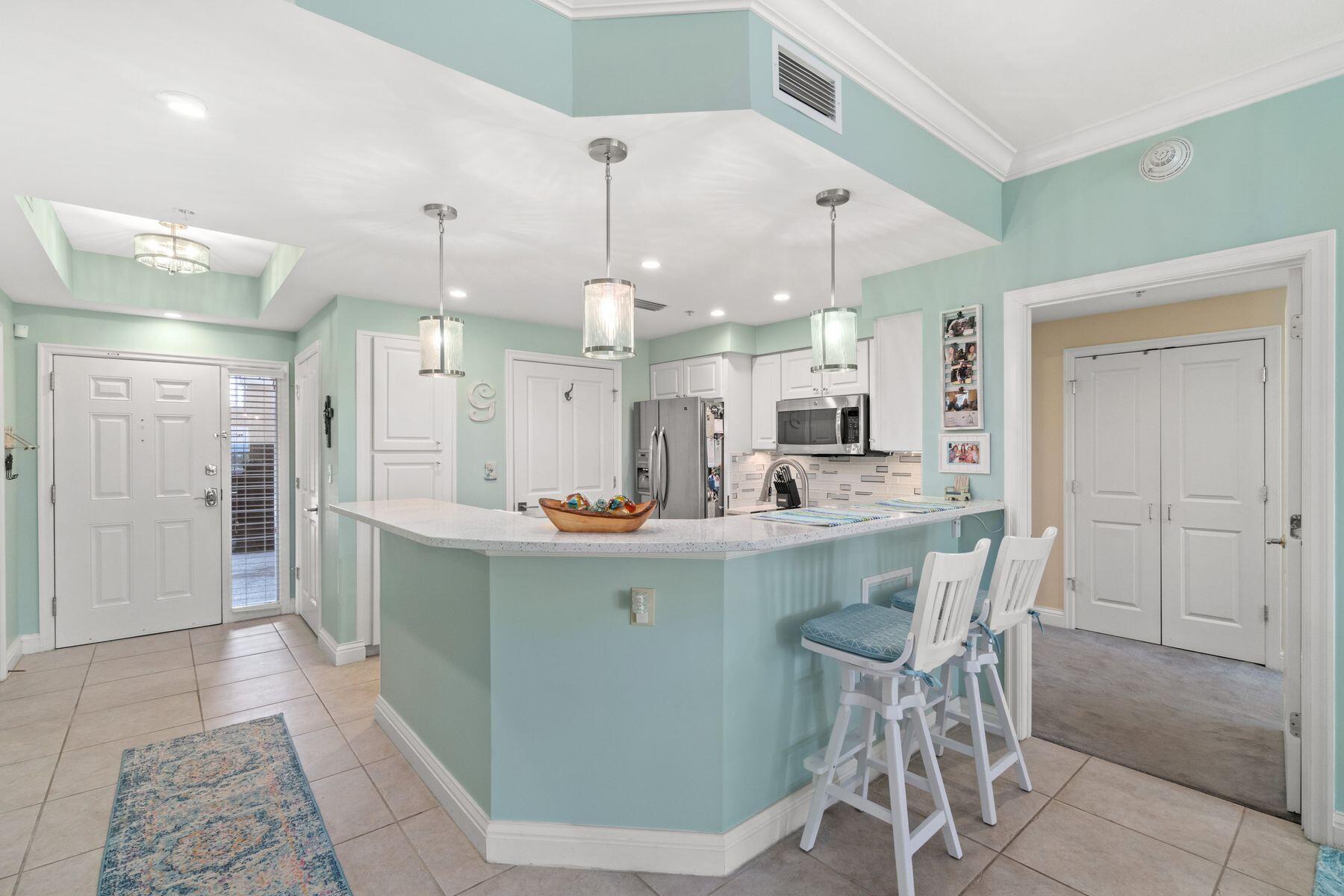 BAY POINT GRAND RESIDENCES CONDO - Residential