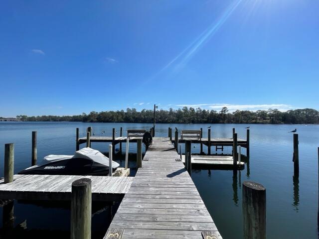 HIDDEN COVE T/H - Residential