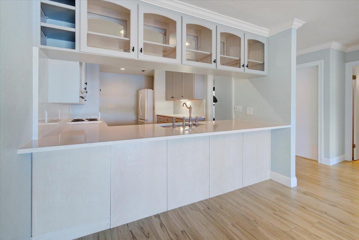 HIDDEN COVE T/H - Residential