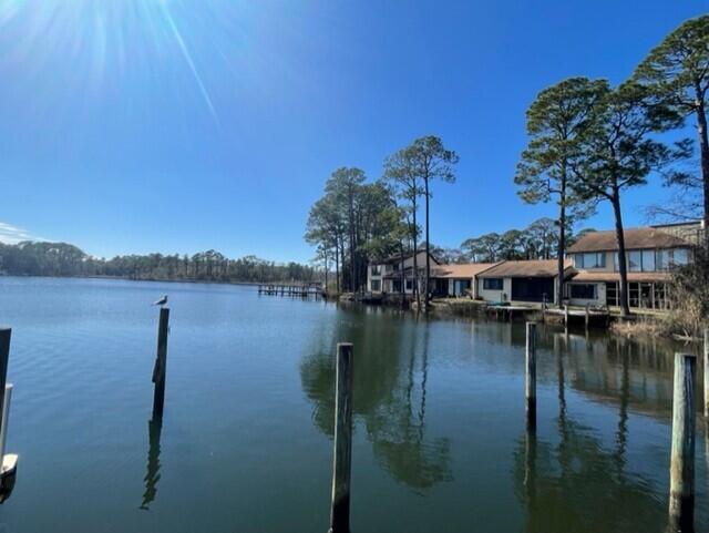 HIDDEN COVE T/H - Residential