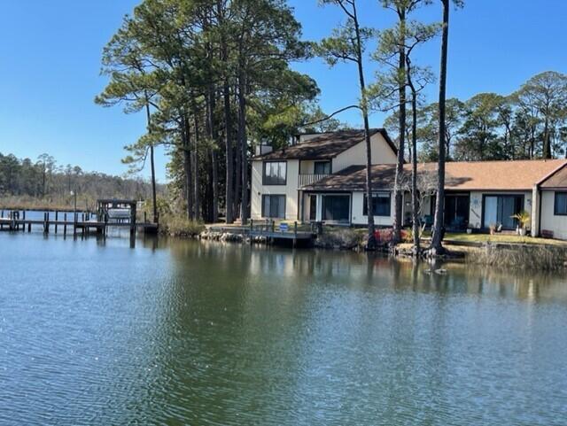 HIDDEN COVE T/H - Residential