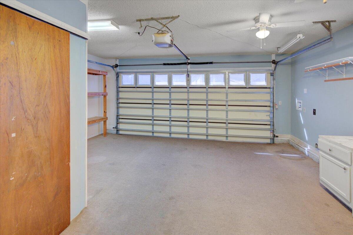 HIDDEN COVE T/H - Residential