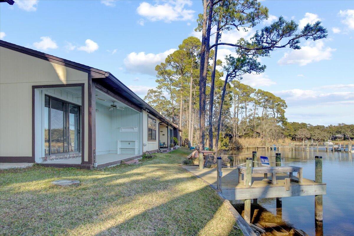 HIDDEN COVE T/H - Residential