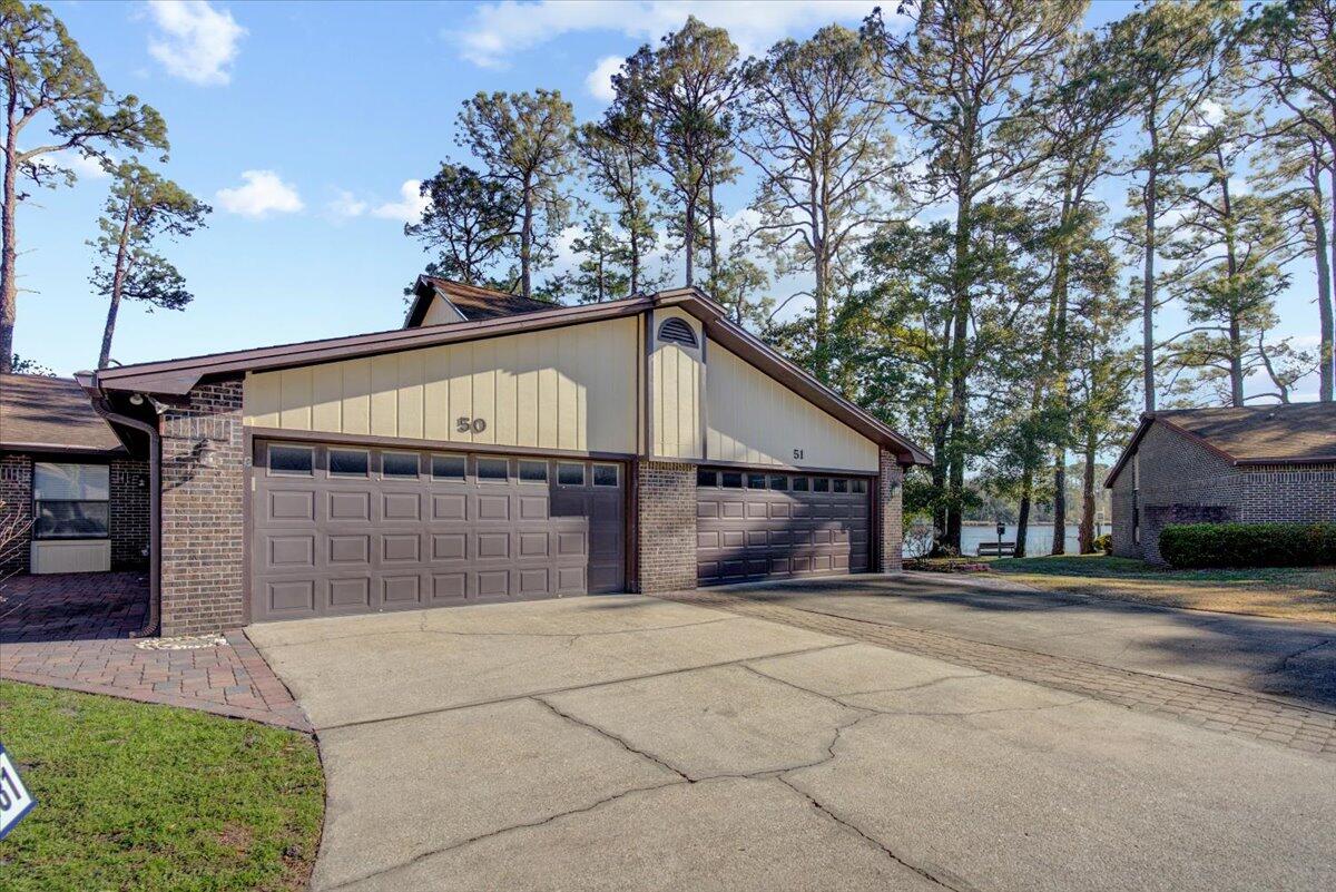 HIDDEN COVE T/H - Residential