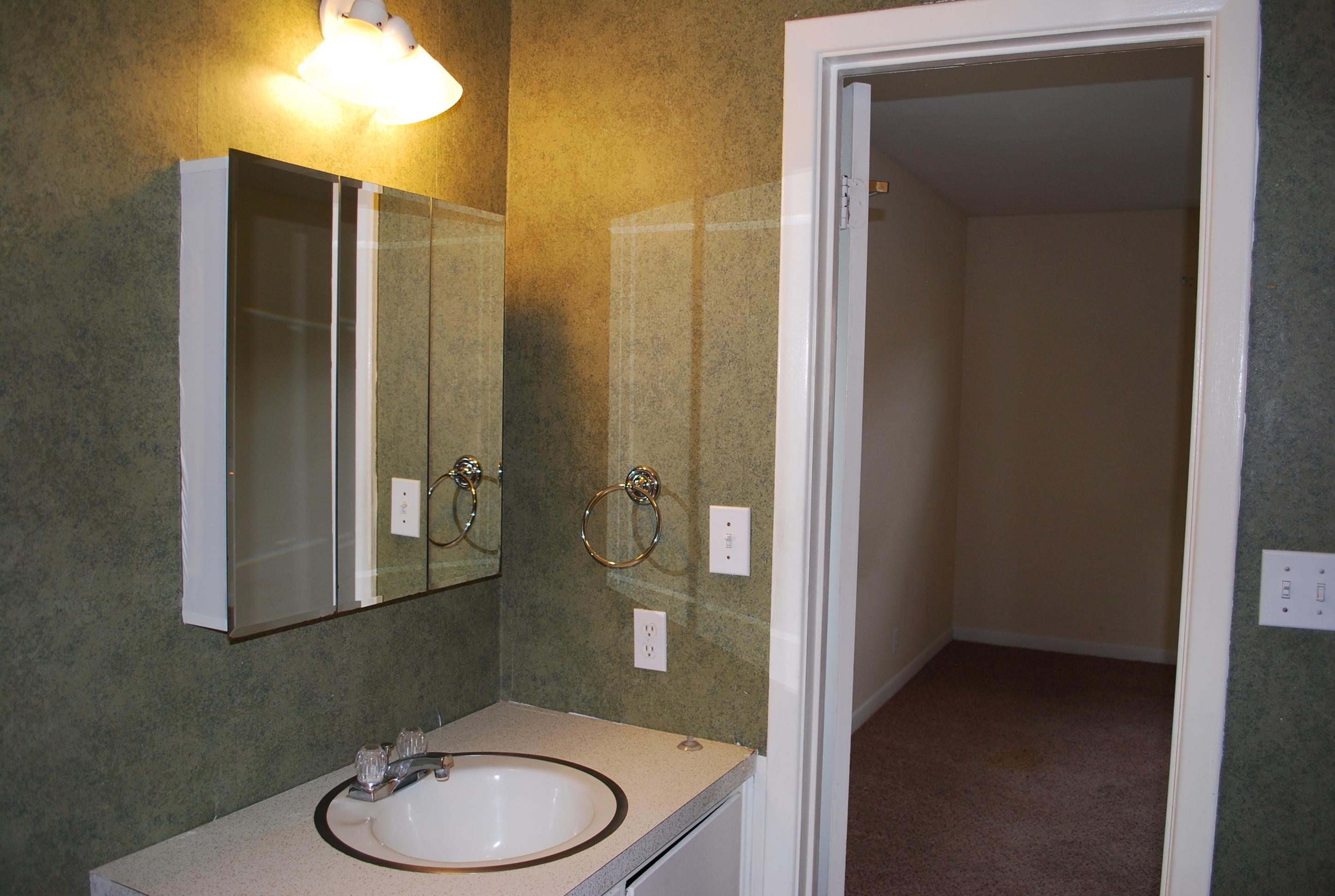 WYNNEHAVEN BEACH ESTATES - Residential