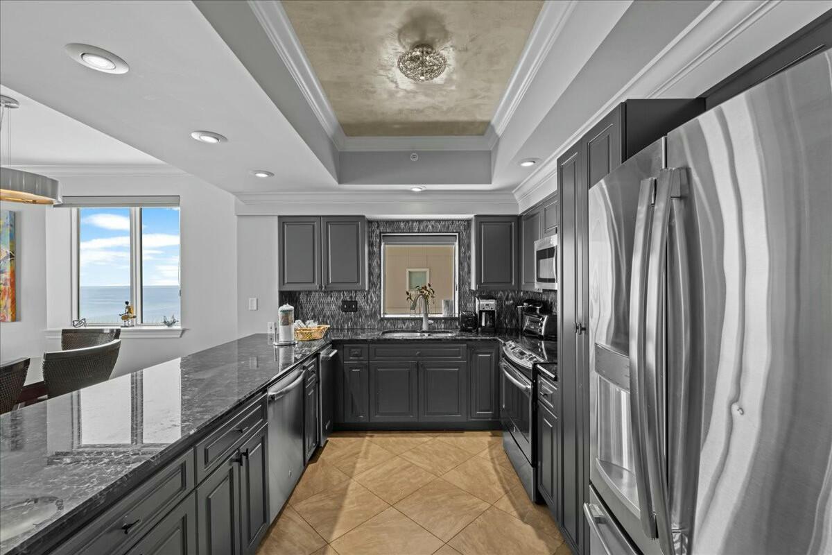 1160 Scenic Gulf Drive 814A