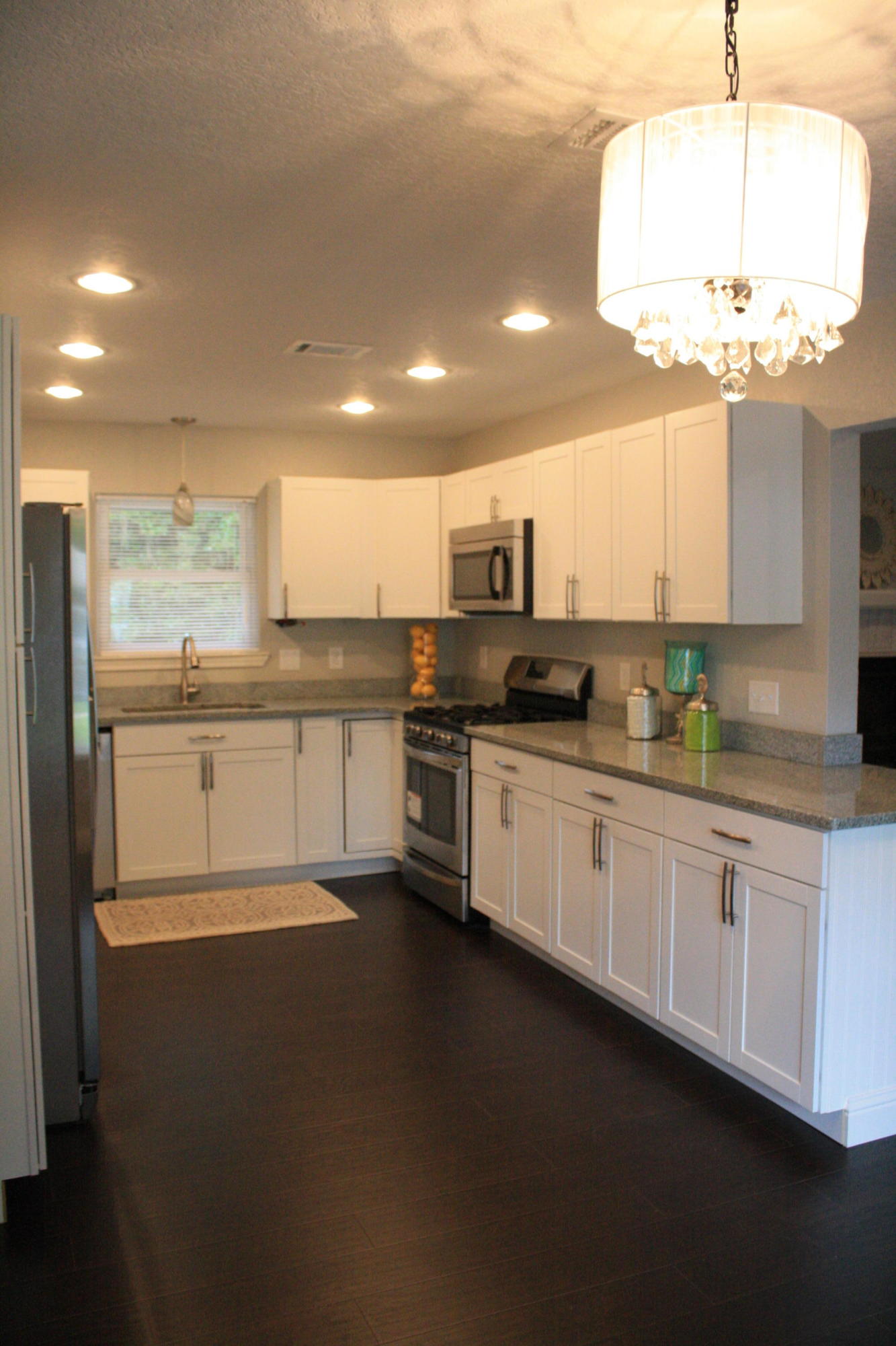 PINEWOOD ESTATES - Residential