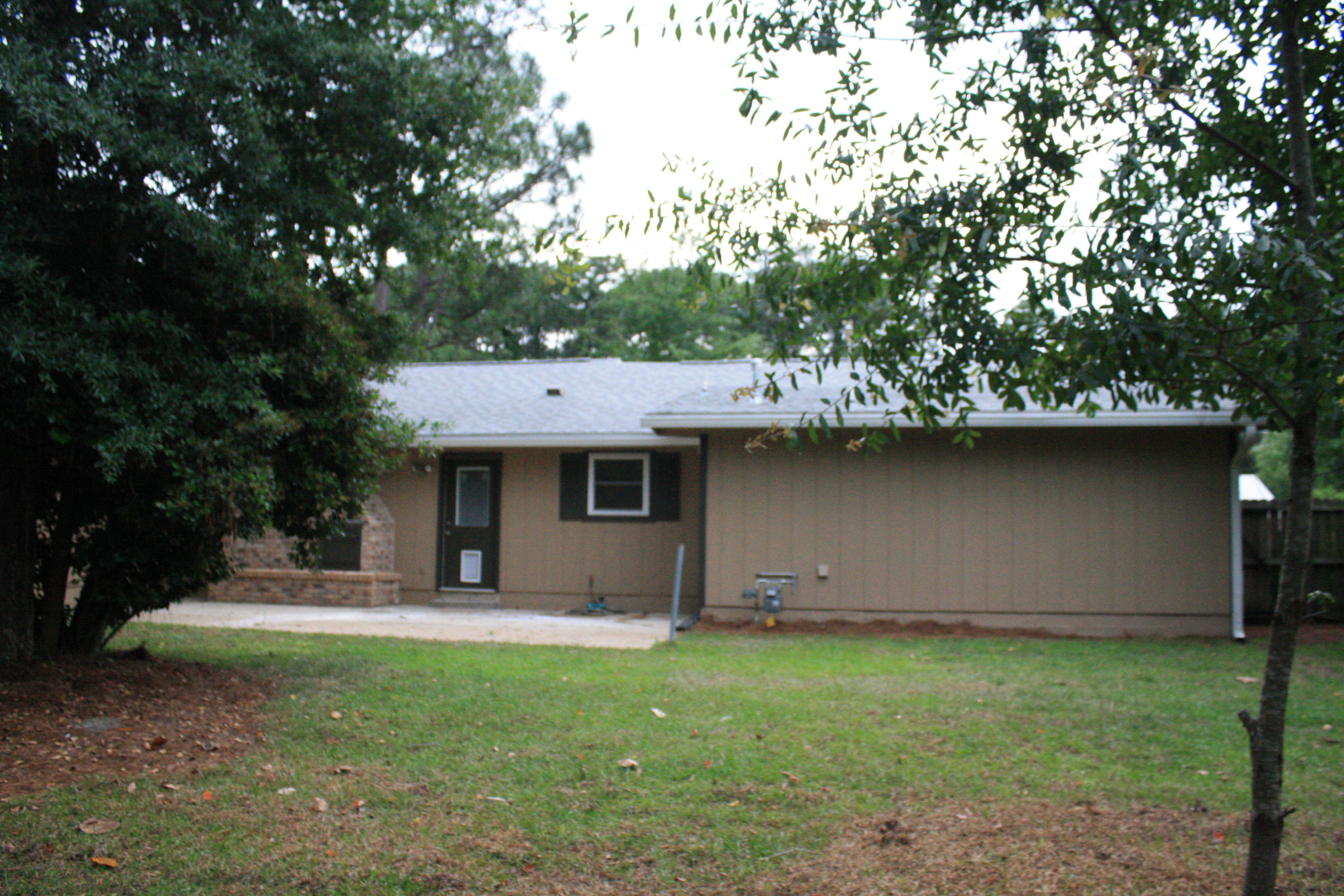 PINEWOOD ESTATES - Residential