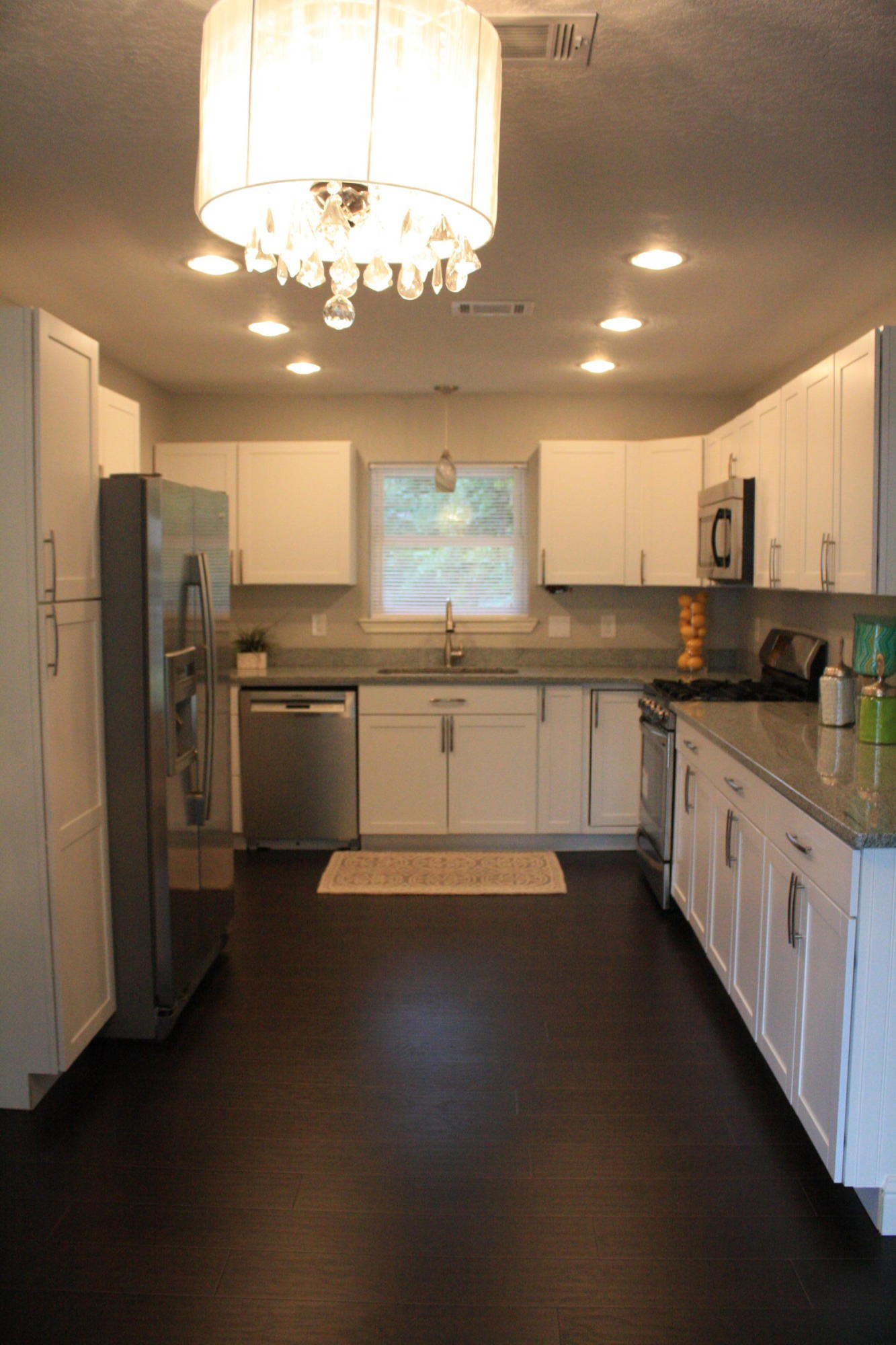 PINEWOOD ESTATES - Residential