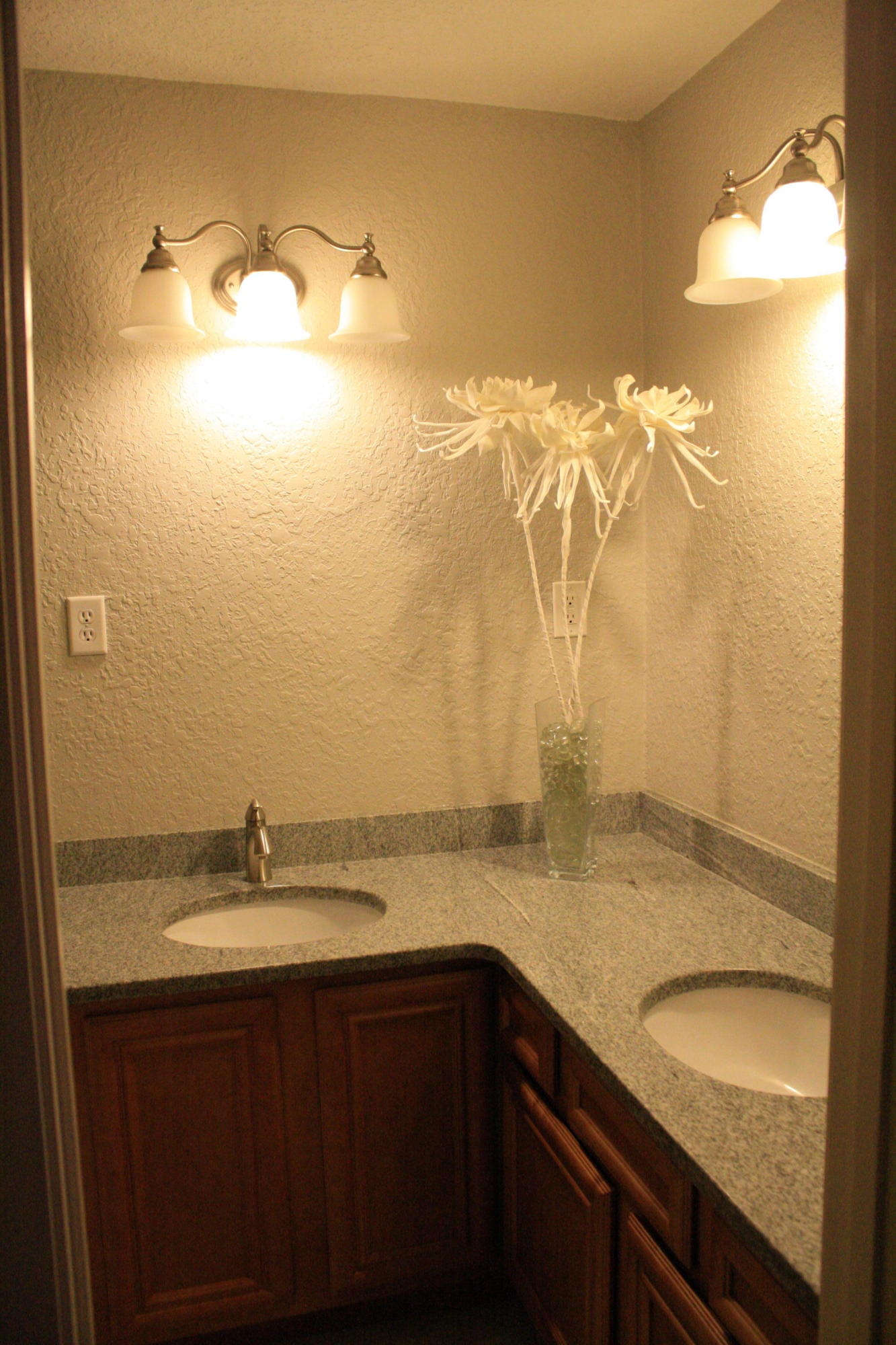 PINEWOOD ESTATES - Residential