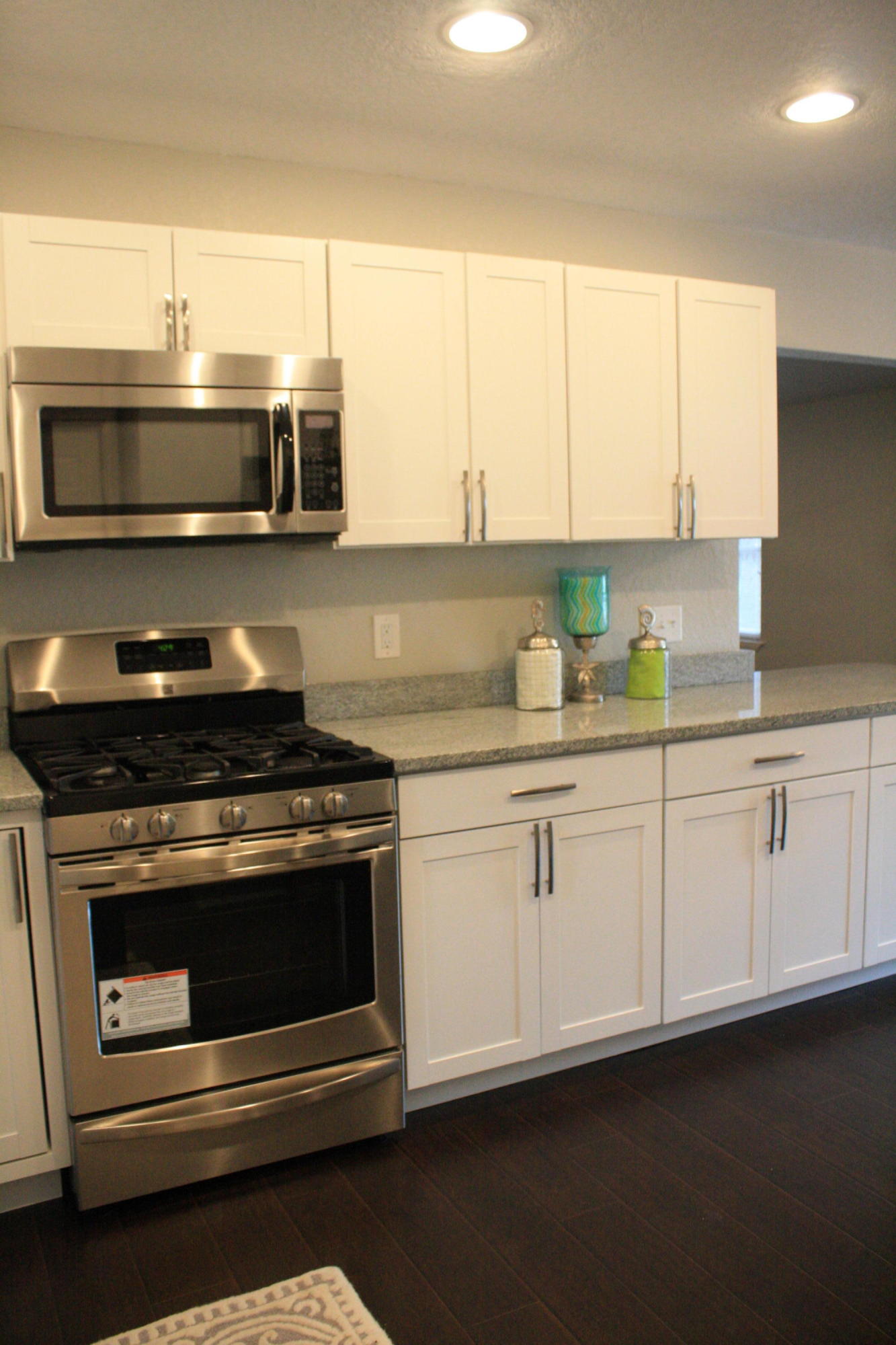 PINEWOOD ESTATES - Residential