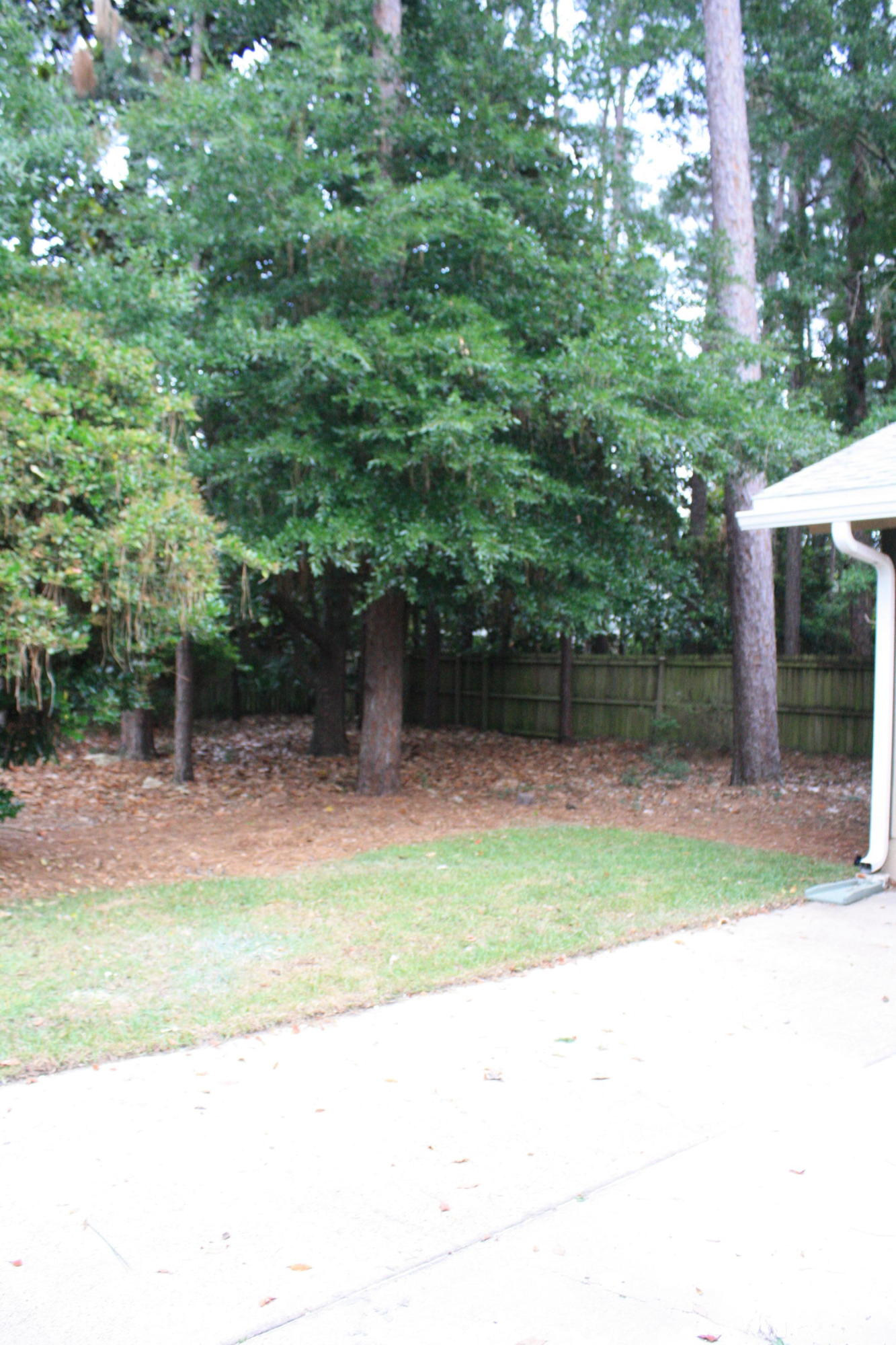 PINEWOOD ESTATES - Residential