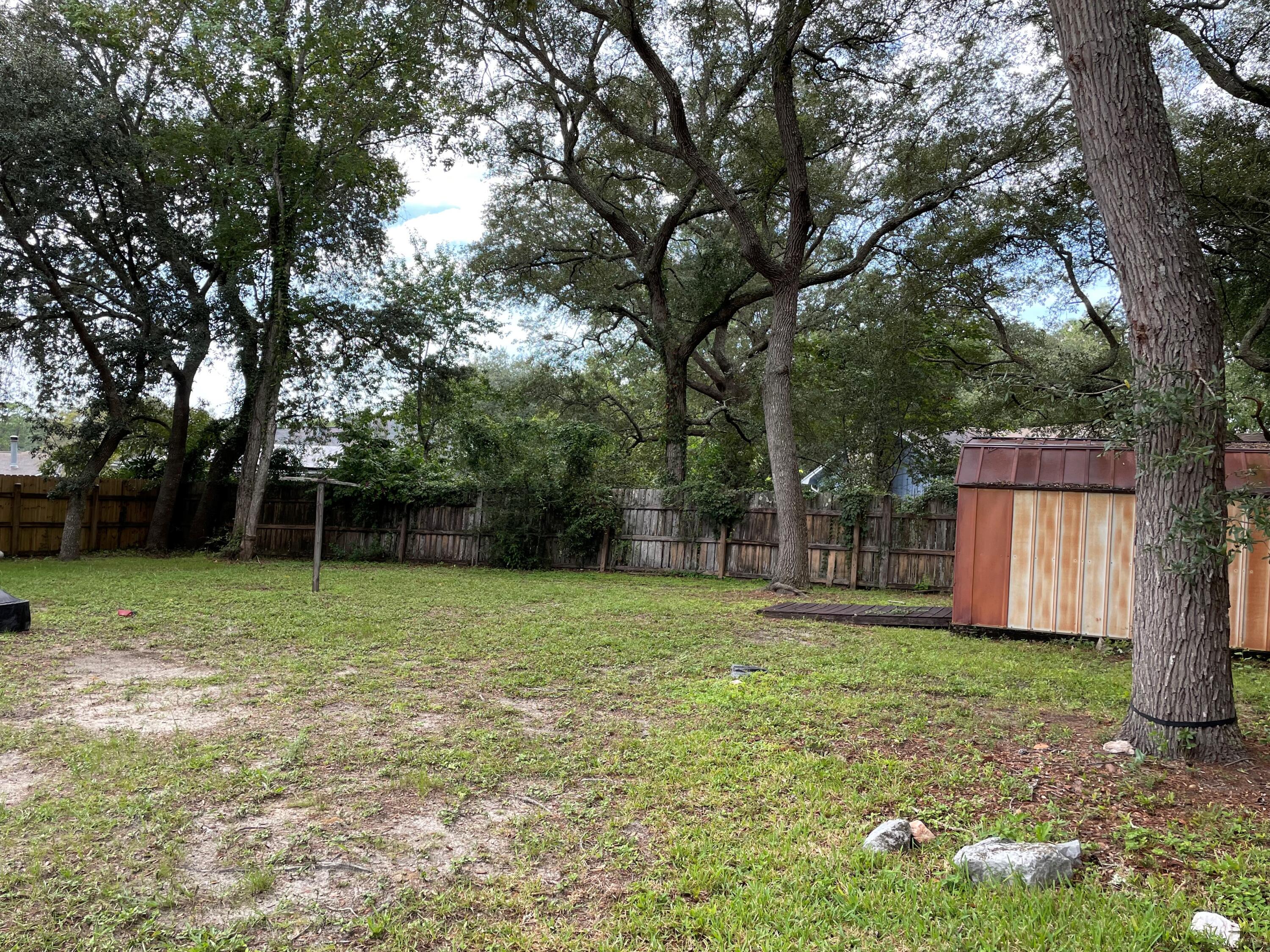 VALPARAISO PINECREST 5 - Residential